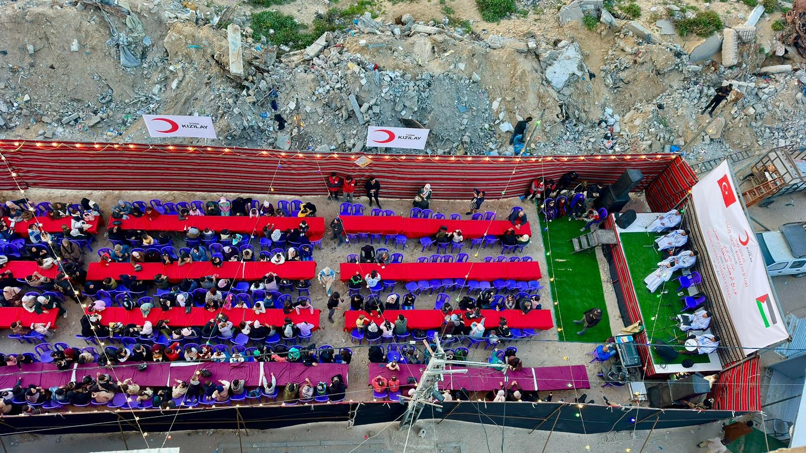 Türk Kızılay Gazze’deki Filistinliler için sokak iftarı düzenledi - Görsel 7