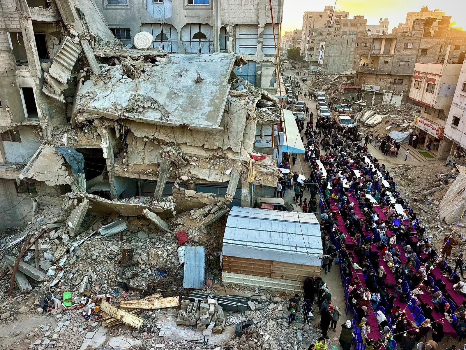 Türk Kızılay Gazze’deki Filistinliler için sokak iftarı düzenledi - Görsel 8