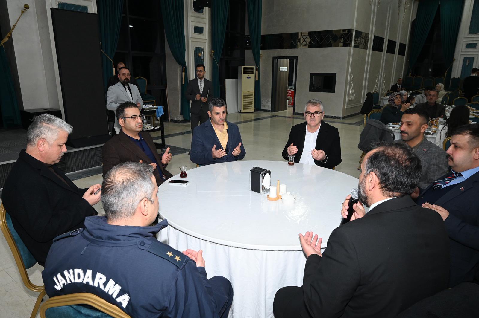 SEYDİŞEHİR'DE ŞEHİT AİLELERİ VE GAZİLER ONURUNA İFTAR YEMEĞİ - Görsel 8