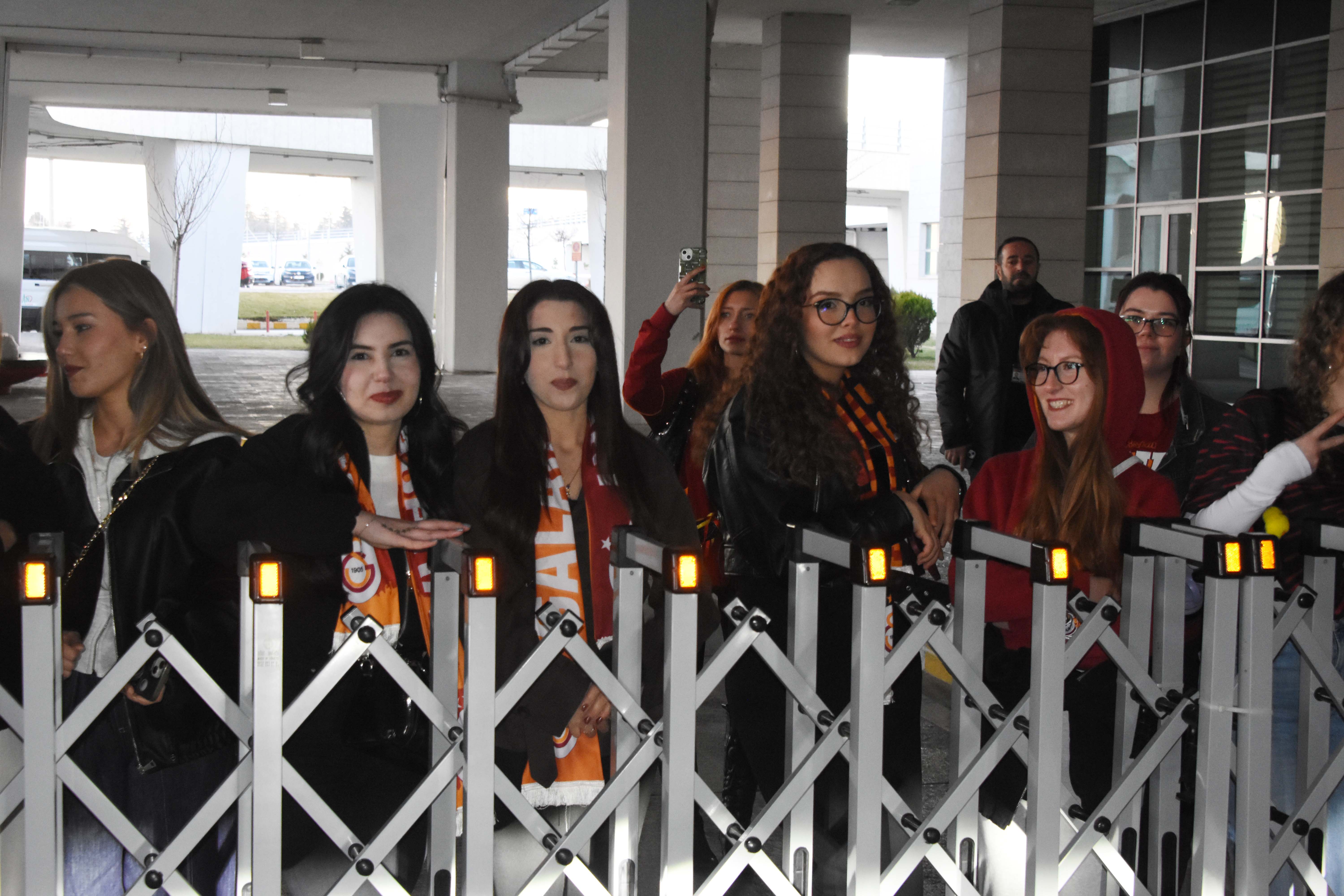 Galatasaray kafilesi, Konya'da  - Görsel 13