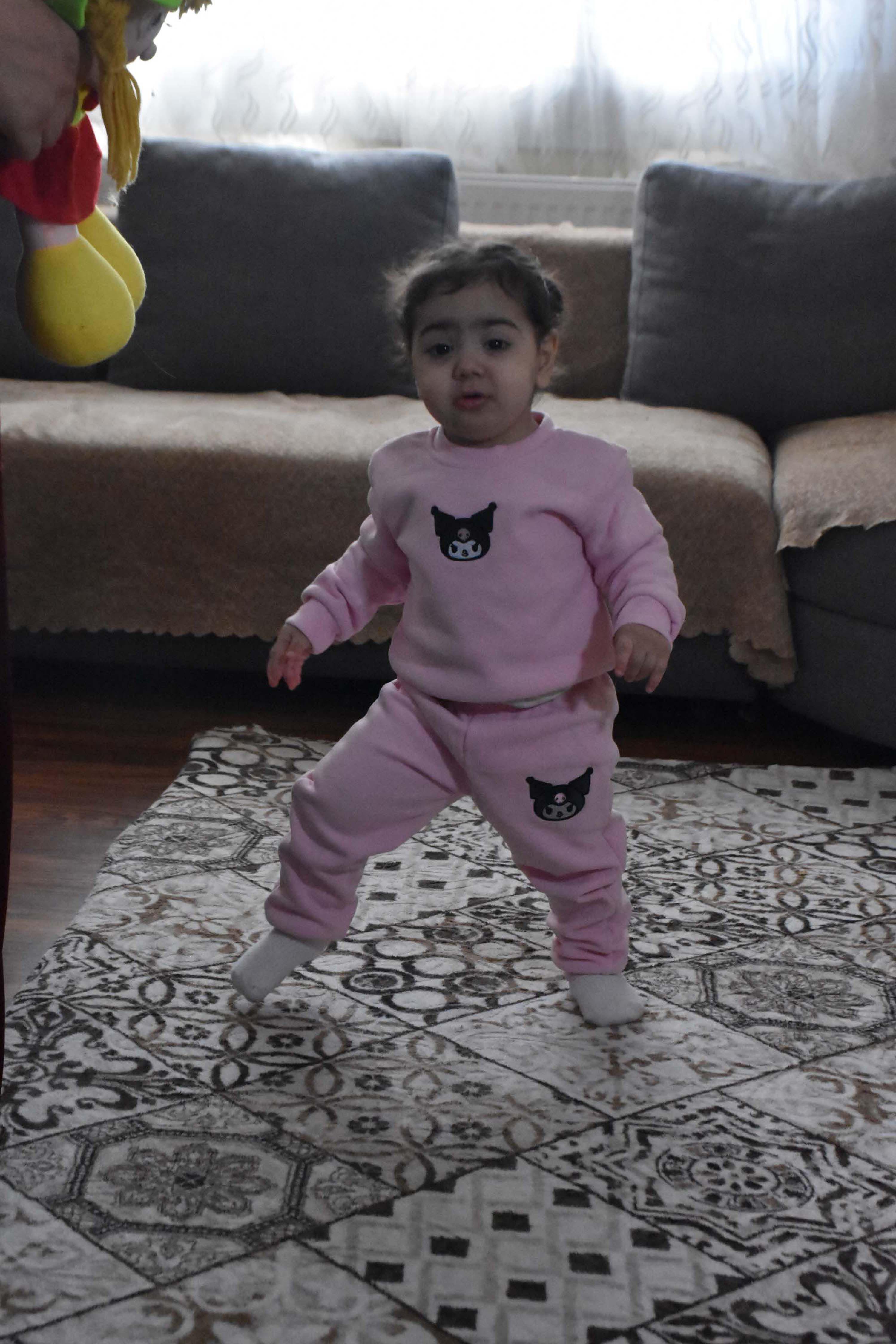 Kampanyası tamamlanıp, Dubai'ye giden SMA'lı Esma'nın annesi: İlaç damara girince kurtulacağına inandım - Görsel 3