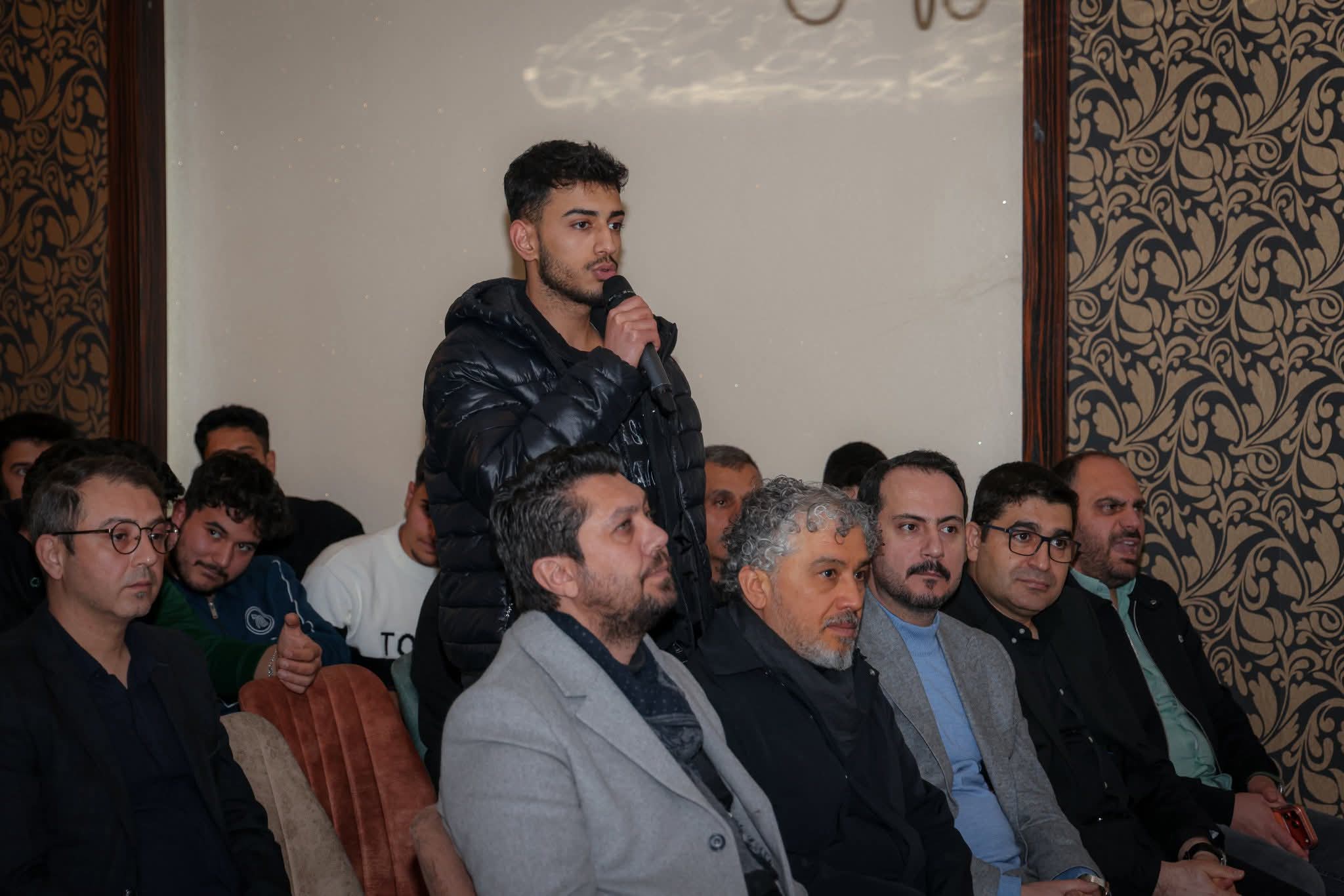 AK PARTİ İL BAŞKANI ÖZGÖKÇEN SEYDİŞEHİR’DE GENÇLERLE BULUŞTU  - Görsel 1