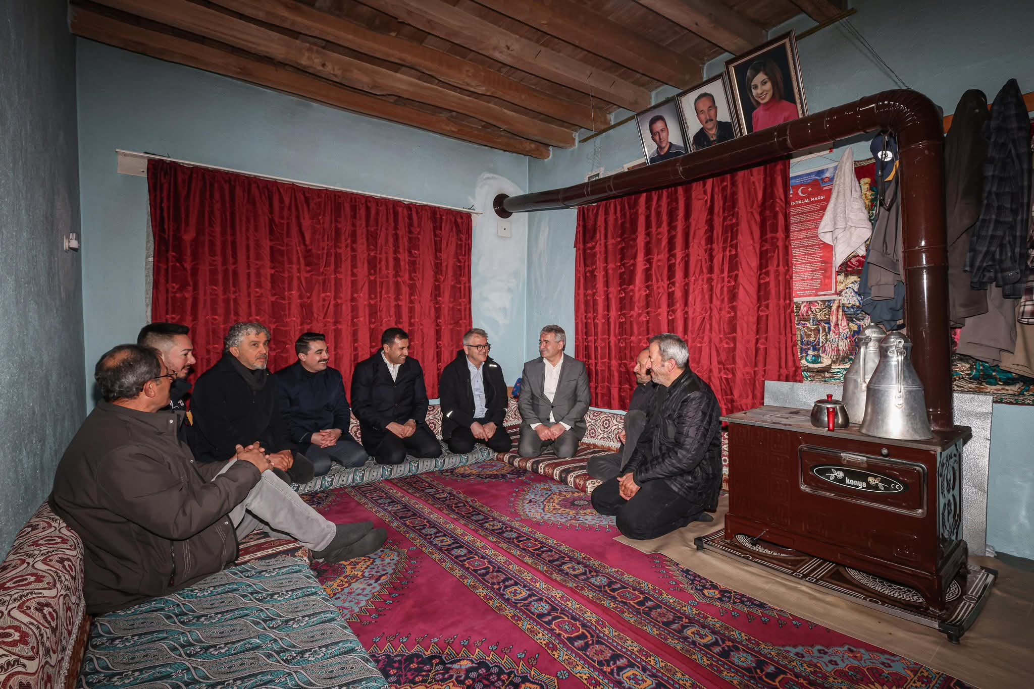 AK PARTİ İL BAŞKANI ÖZGÖKÇEN’DEN ÇAVUŞ MAHALLESİNE ZİYARET - Görsel 1