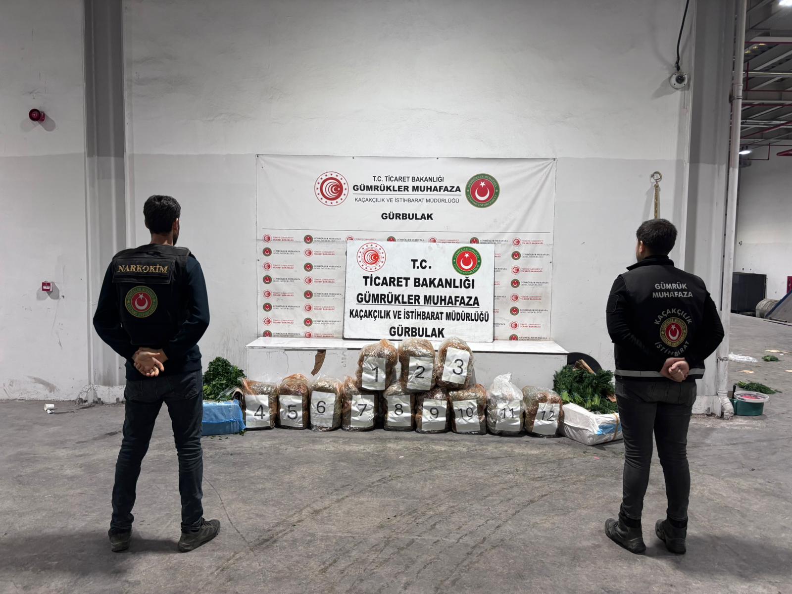Gümrüklerde 828 milyon liralık uyuşturucu ele geçirildi - Görsel 3