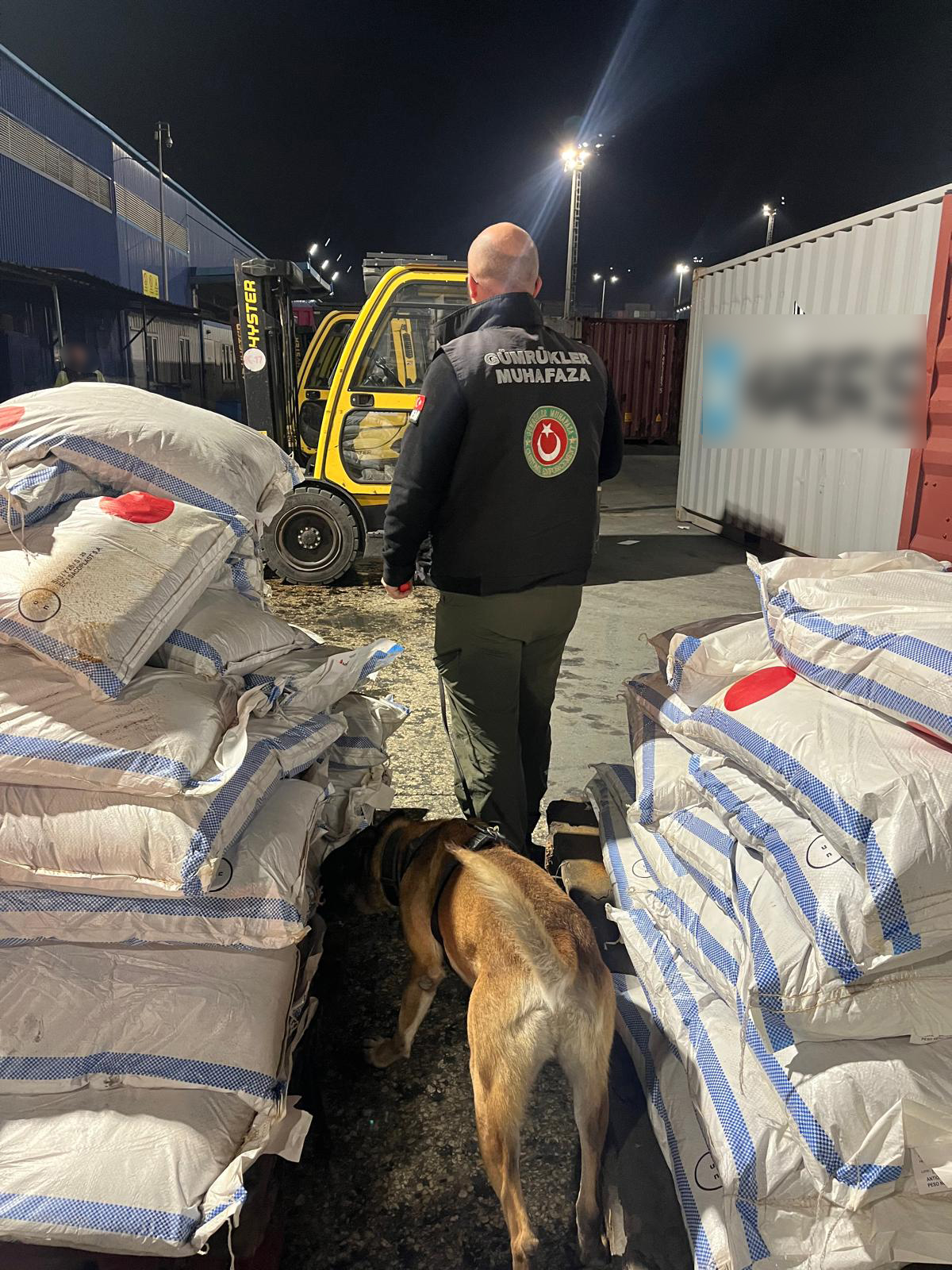 Gümrüklerde 828 milyon liralık uyuşturucu ele geçirildi - Görsel 7