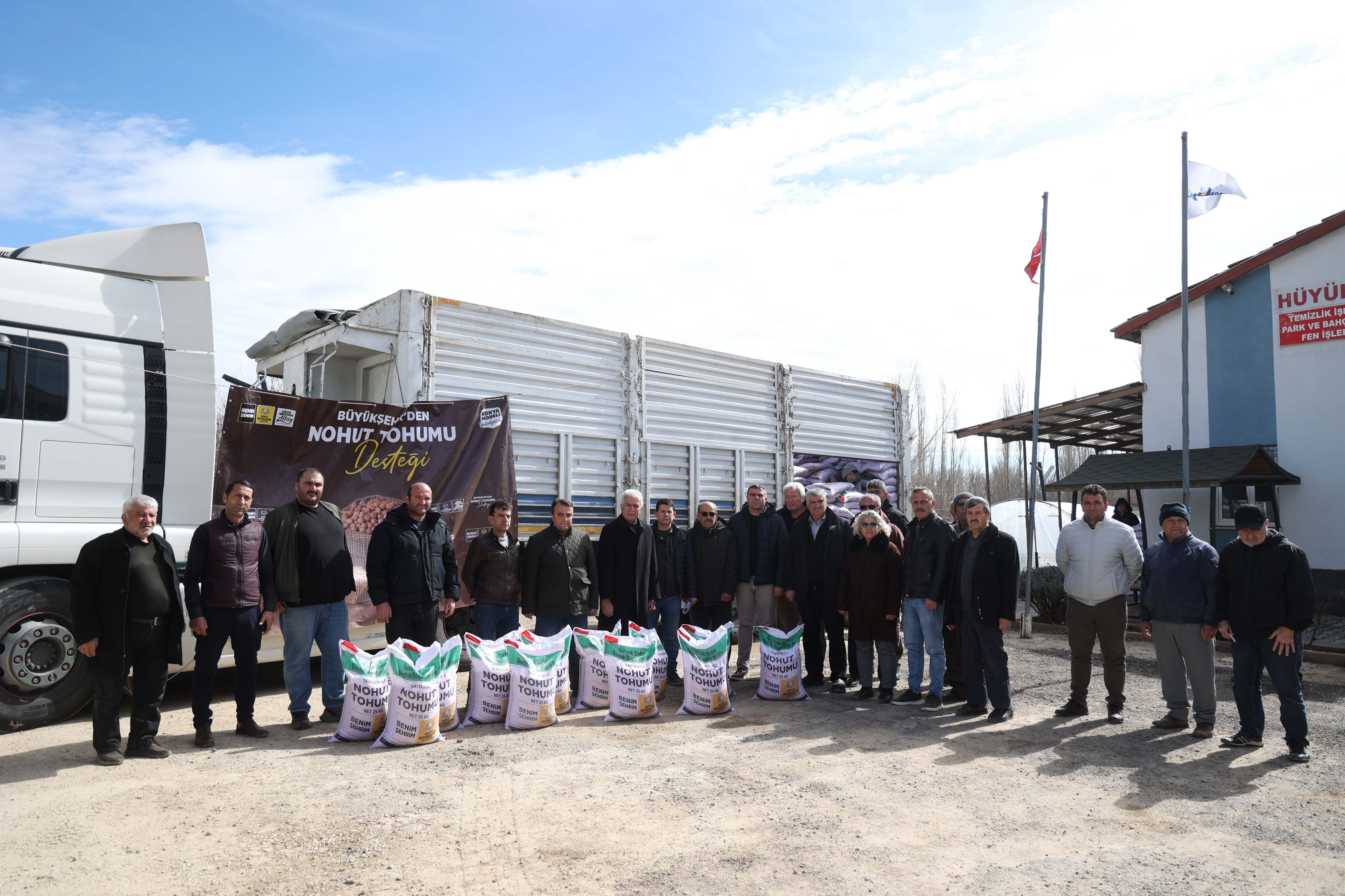 BAŞKAN ALTAY: “AZ SU İSTEYEN ÜRÜNLERİN YAYGINLAŞMASI İÇİN ÇİFTÇİMİZE 115.875 KİLO NOHUT DESTEĞİNDE BULUNDUK” - Görsel 4