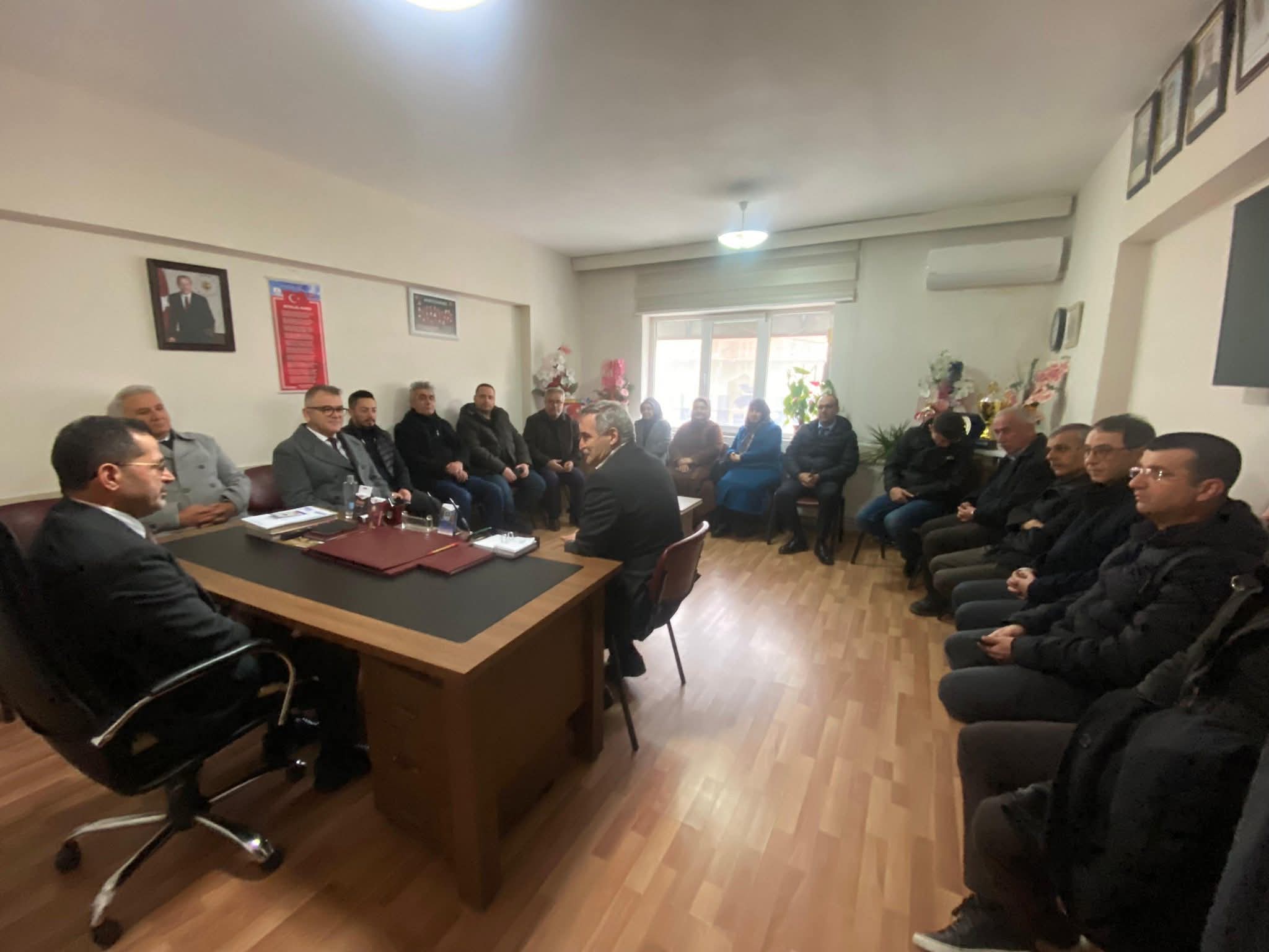 KONYA MİLLETVEKİLİ ALTUNYALDIZ SEYDİŞEHİR’DE ESNAF VE TEŞKİLATLA BULUŞTU - Görsel 7