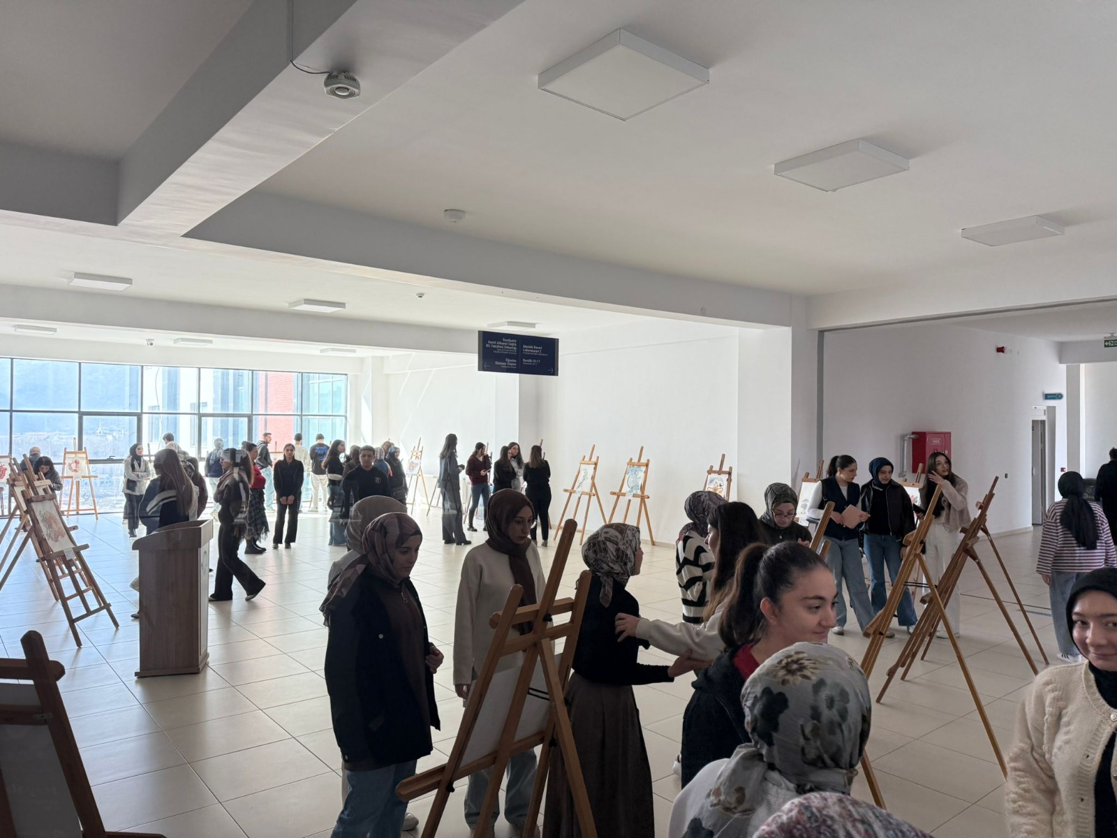  Seydişehir Sağlık Hizmetleri Meslek Yüksekokulumuzda “Bağımlı Olma, Hayata Bağlan” Resim Sergisi Açıldı - Görsel 6