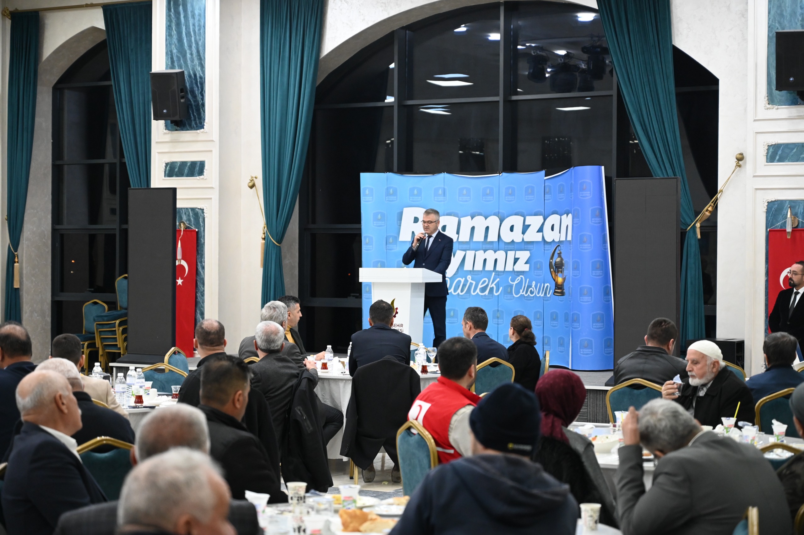 BAŞKAN USTAOĞLU , STK BAŞKANLARI VE MUHTARLARLA BULUŞTU  - Görsel 2