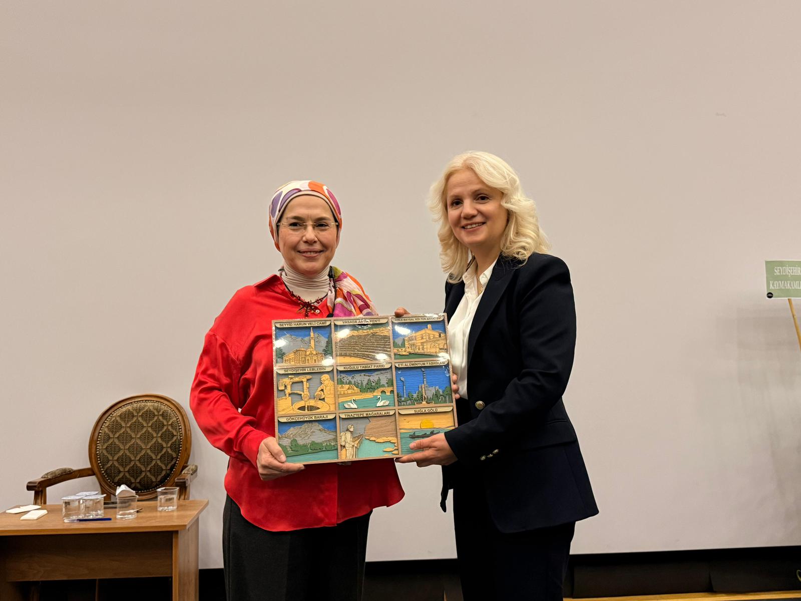 OP. DR. AYŞE DUMAN, SEYDİŞEHİR’DE KADINLARLA BULUŞTU  - Görsel 1