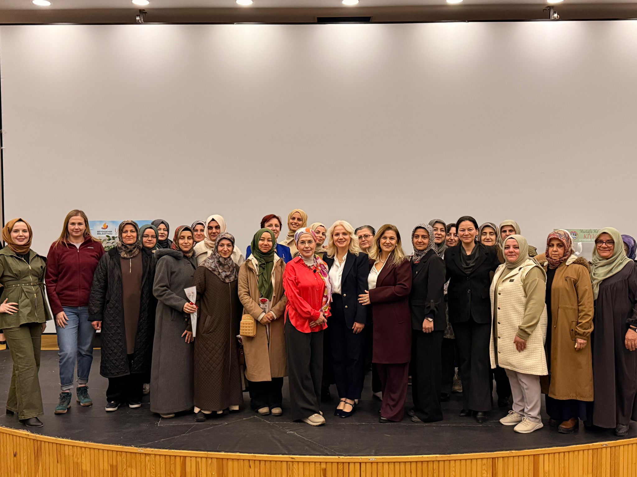 OP. DR. AYŞE DUMAN, SEYDİŞEHİR’DE KADINLARLA BULUŞTU  - Görsel 3