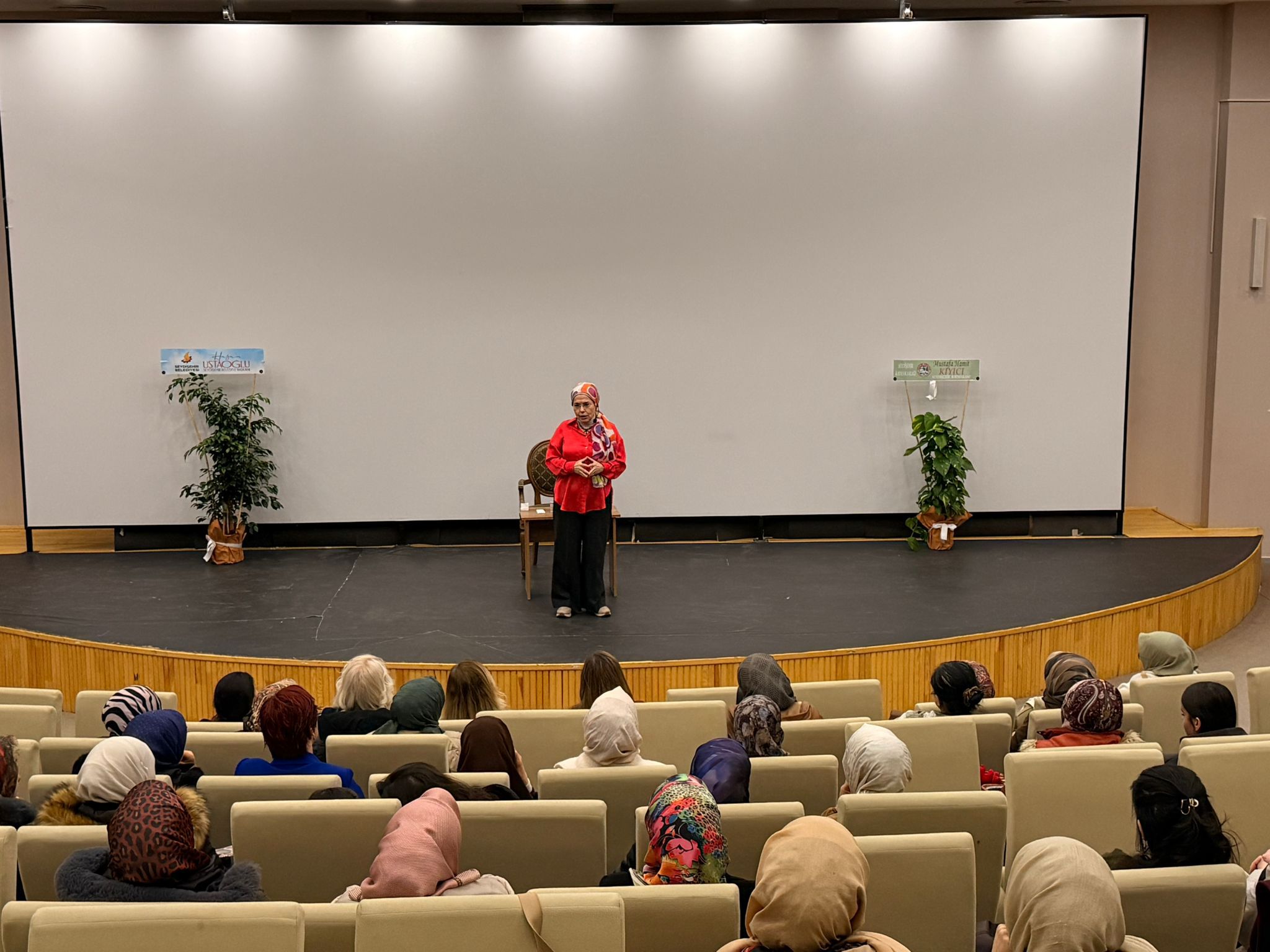 OP. DR. AYŞE DUMAN, SEYDİŞEHİR’DE KADINLARLA BULUŞTU  - Görsel 4