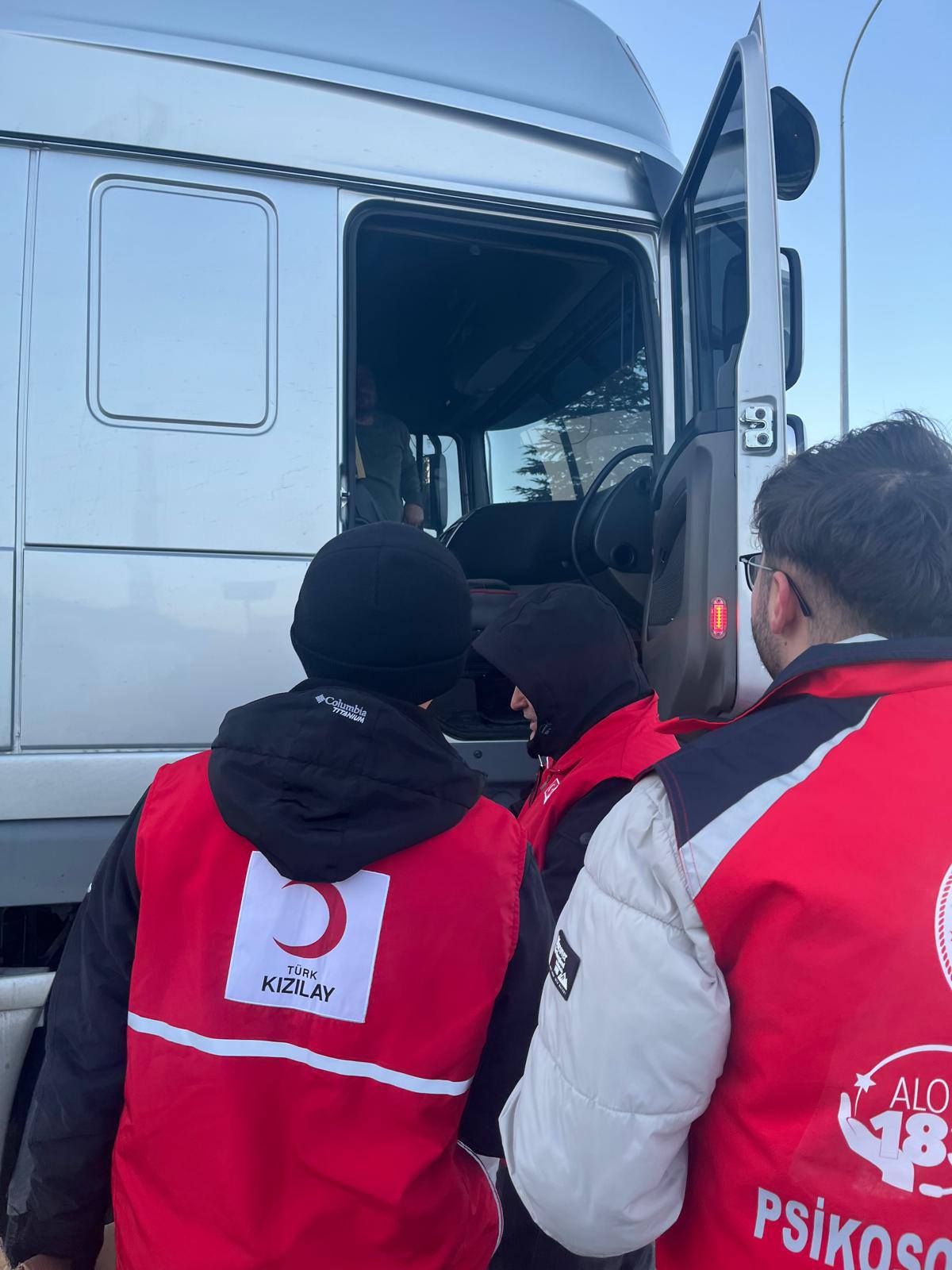 Seydişehir'de Sürücülere Yolda İftar Sürprizi - Görsel 2