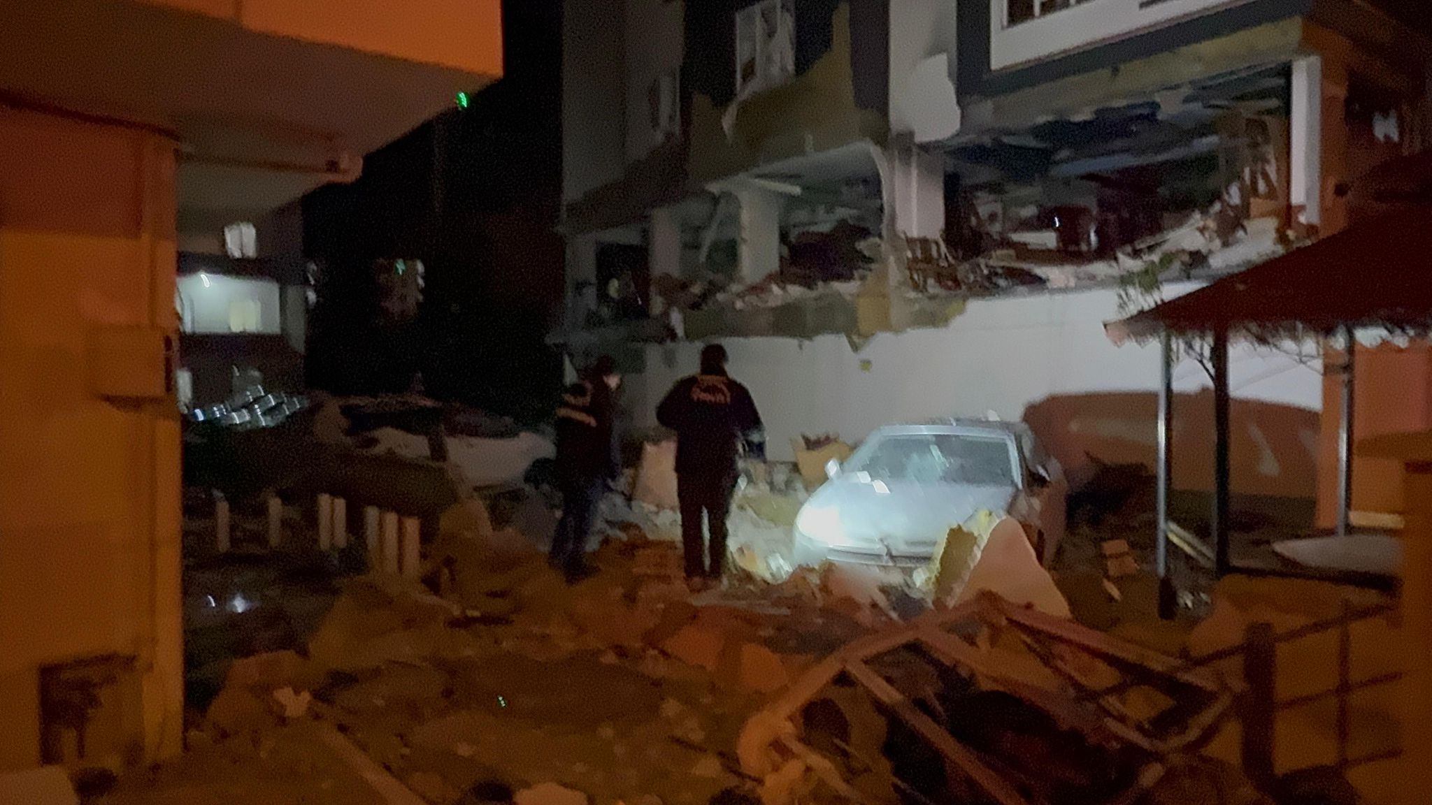 Niğde’de doğal gaz kaynaklı patlama: 16 yaralı - Görsel 1