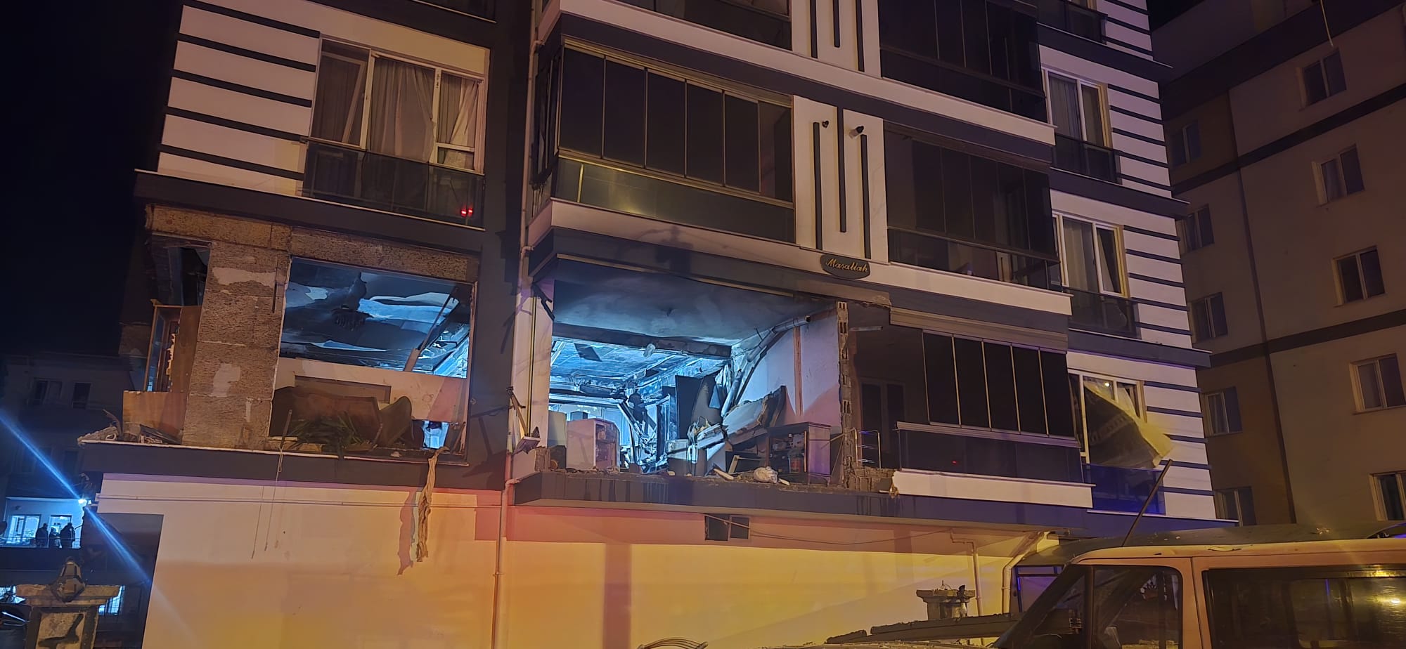 Niğde’de doğal gaz kaynaklı patlama: 16 yaralı - Görsel 11