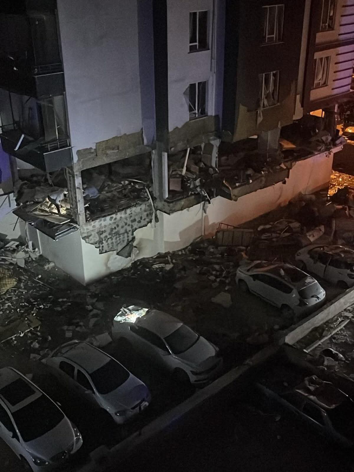 Niğde’de doğal gaz kaynaklı patlama: 16 yaralı - Görsel 12