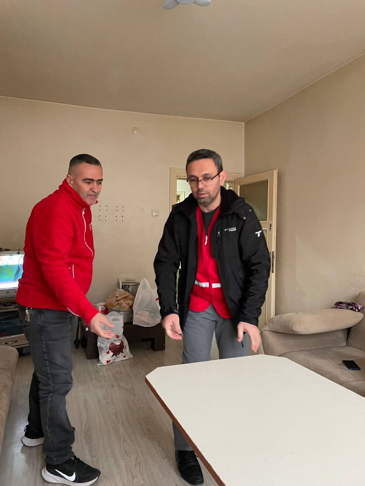 Kızılay Seydişehir’de Umut Olmaya Devam Ediyor! - Görsel 3