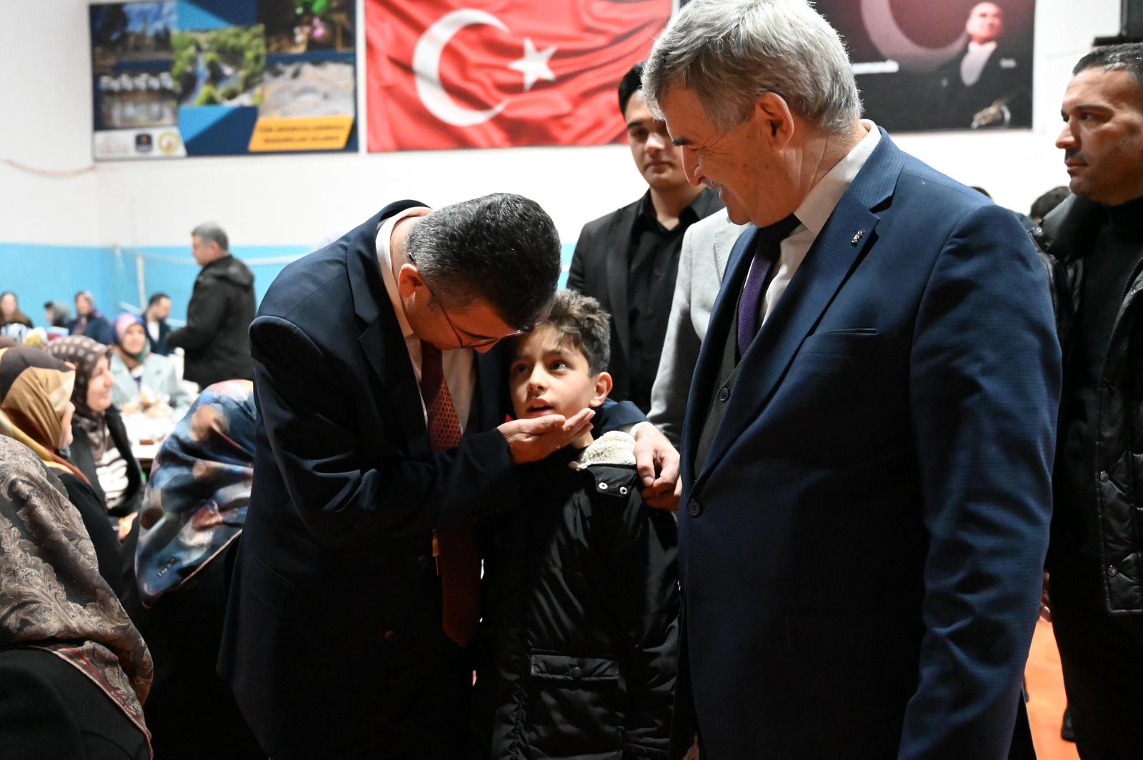 AK Parti Seydişehir Teşkilatından Vefa İftarı - Görsel 2