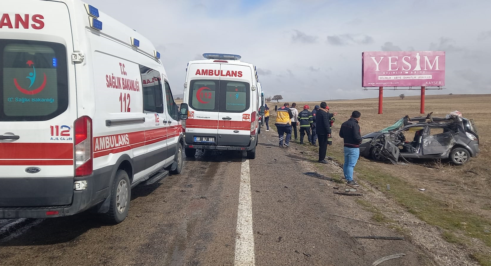 Aksaray - Babasından izinsiz alıp, kuzenleriyle gezintiye çıktığı otomobil TIR’a çarptı: 1 ölü, 3 yaralı - Görsel 4