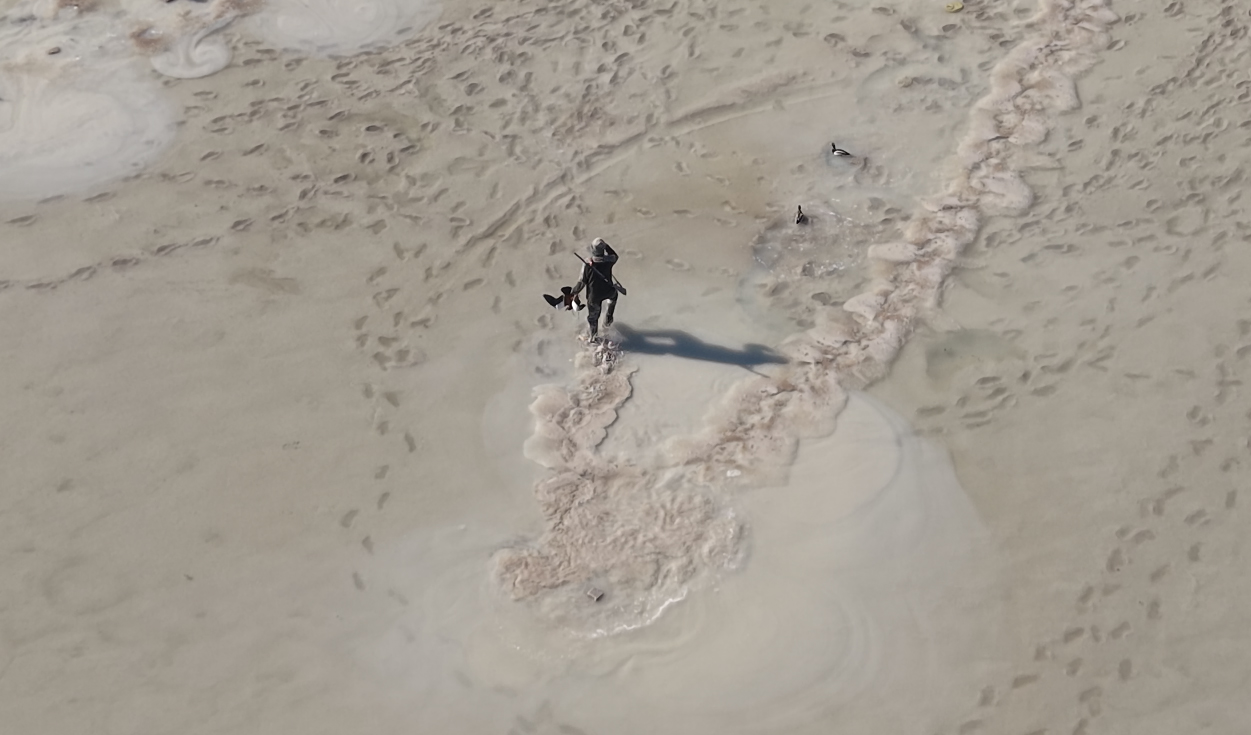 Kaçak avcılar doğa koruma ekiplerine ateş açtı, o anlar dron kamerasında(ÖZEL HABER) - Görsel 3