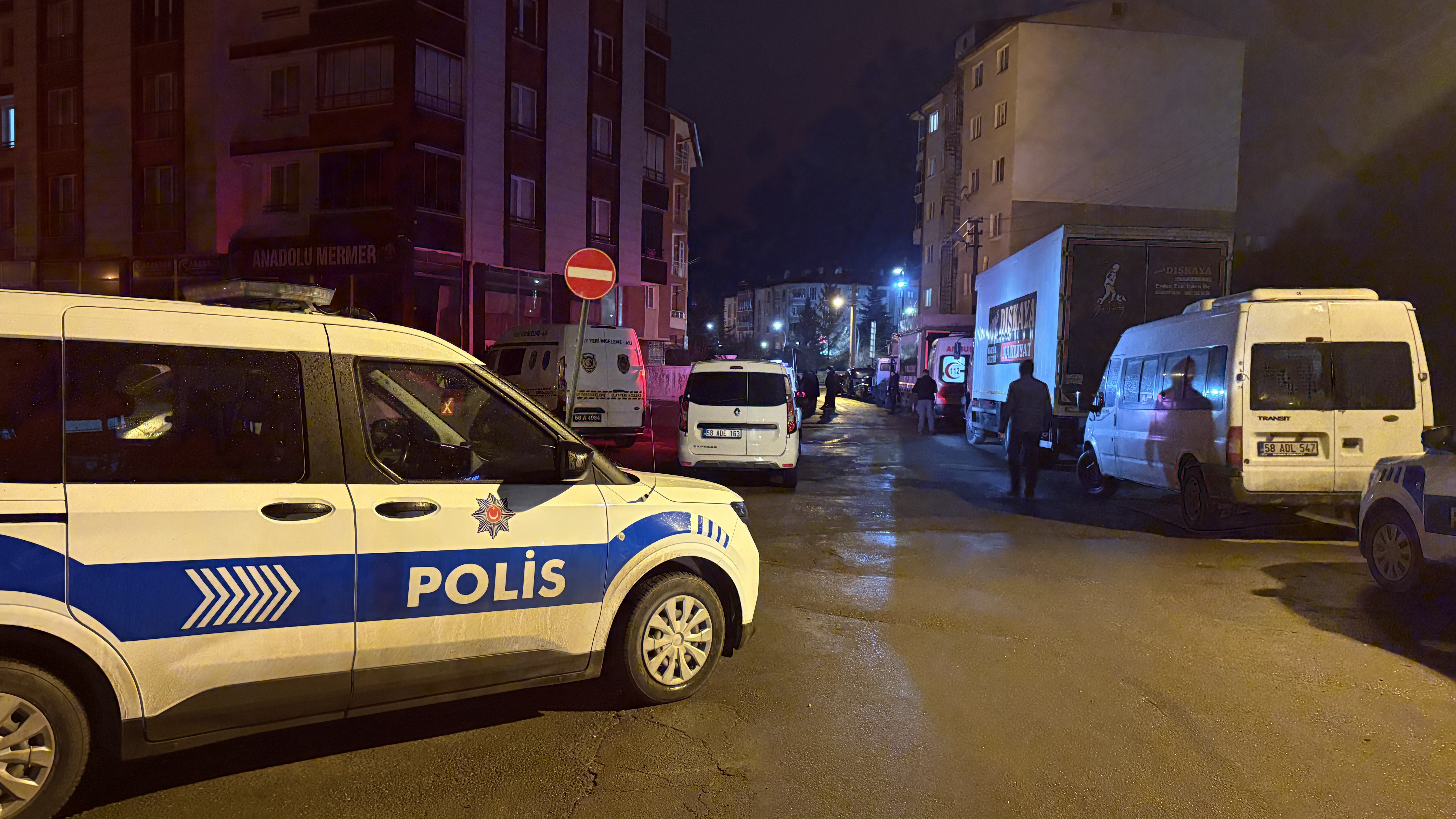 Baba ve ağabeyini tabancayla öldürdü, babaannesini yaraladı - Görsel 8