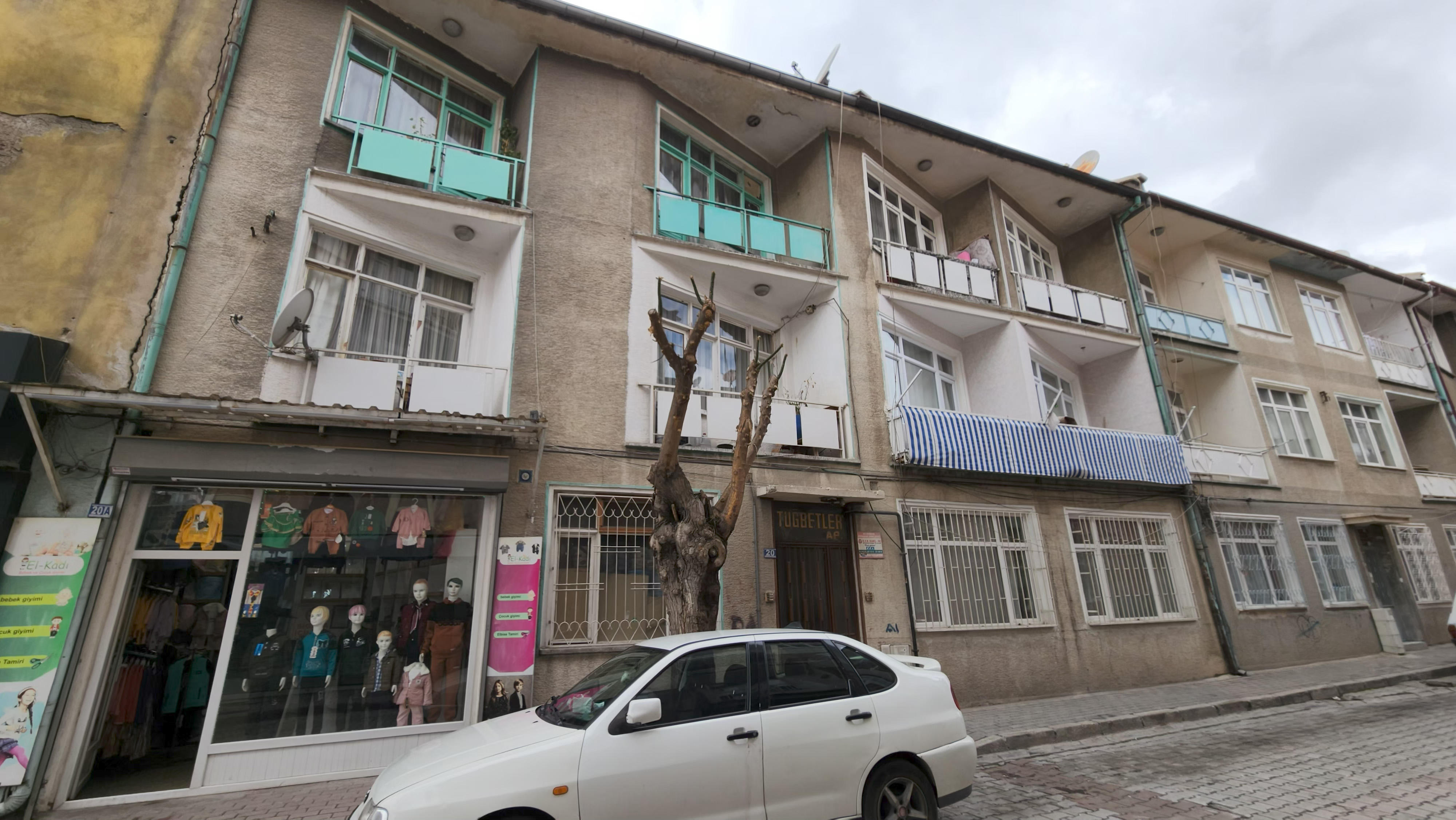 Konya- Babasını boğdu, cesediyle aynı evde kaldı - Görsel 4