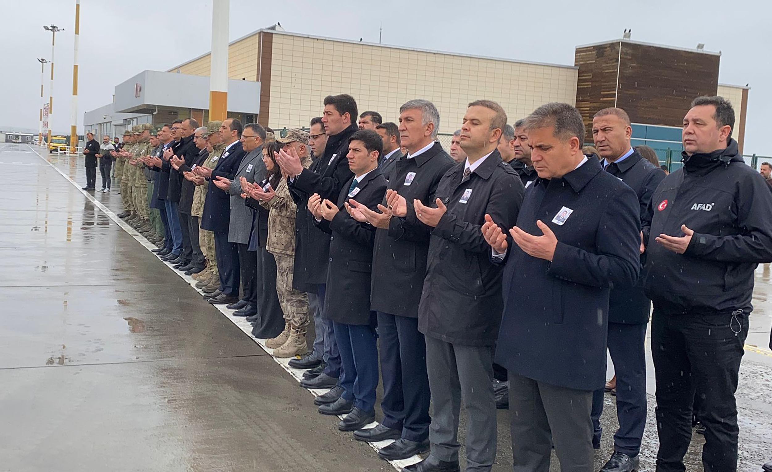 Şehit Uzman Çavuş Selman Akarsel İçin Iğdır’da Tören: Naaşı Konya’ya Gönderildi - Görsel 4