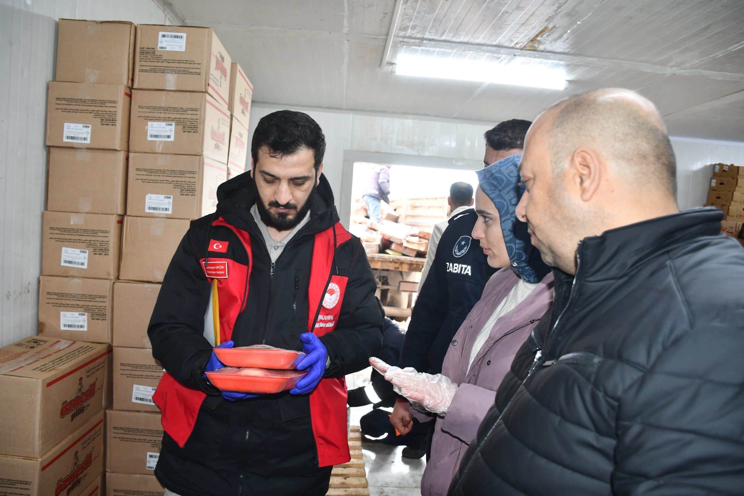 Şanlıurfa’da 50 ton bozuk tavuk eti ele geçirildi - Görsel 7
