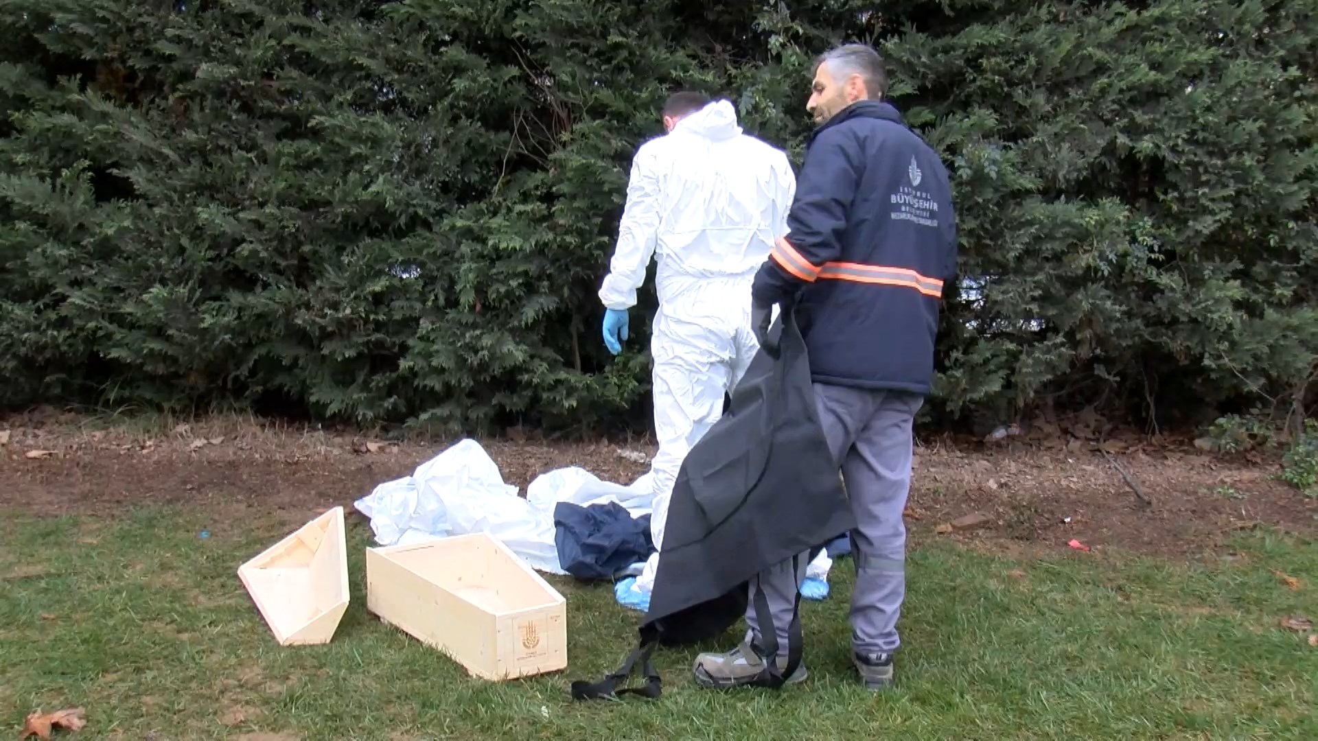 İstanbulda-Yol kenarında yeni doğmuş bebek cesedi bulundu - Görsel 2
