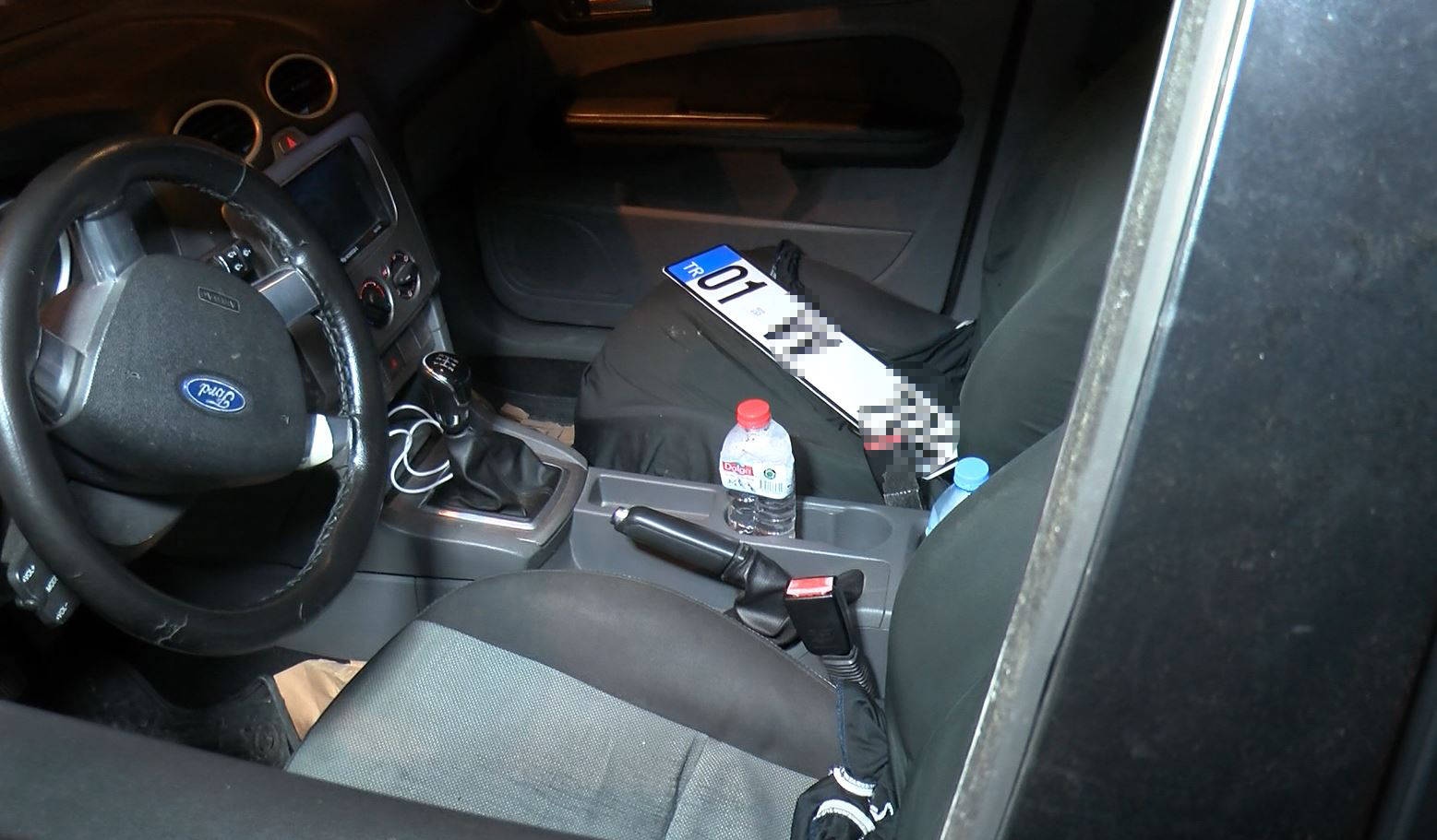 Trafik denetiminde ehliyeti iptal edildi, 'Beni çekmeyin, avukatım' dedi - Görsel 8