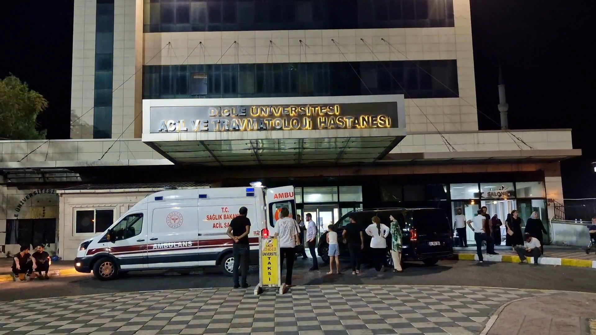 Diyarbakır’da eşini öldürdü, akrabasını yaraladı - Görsel 2