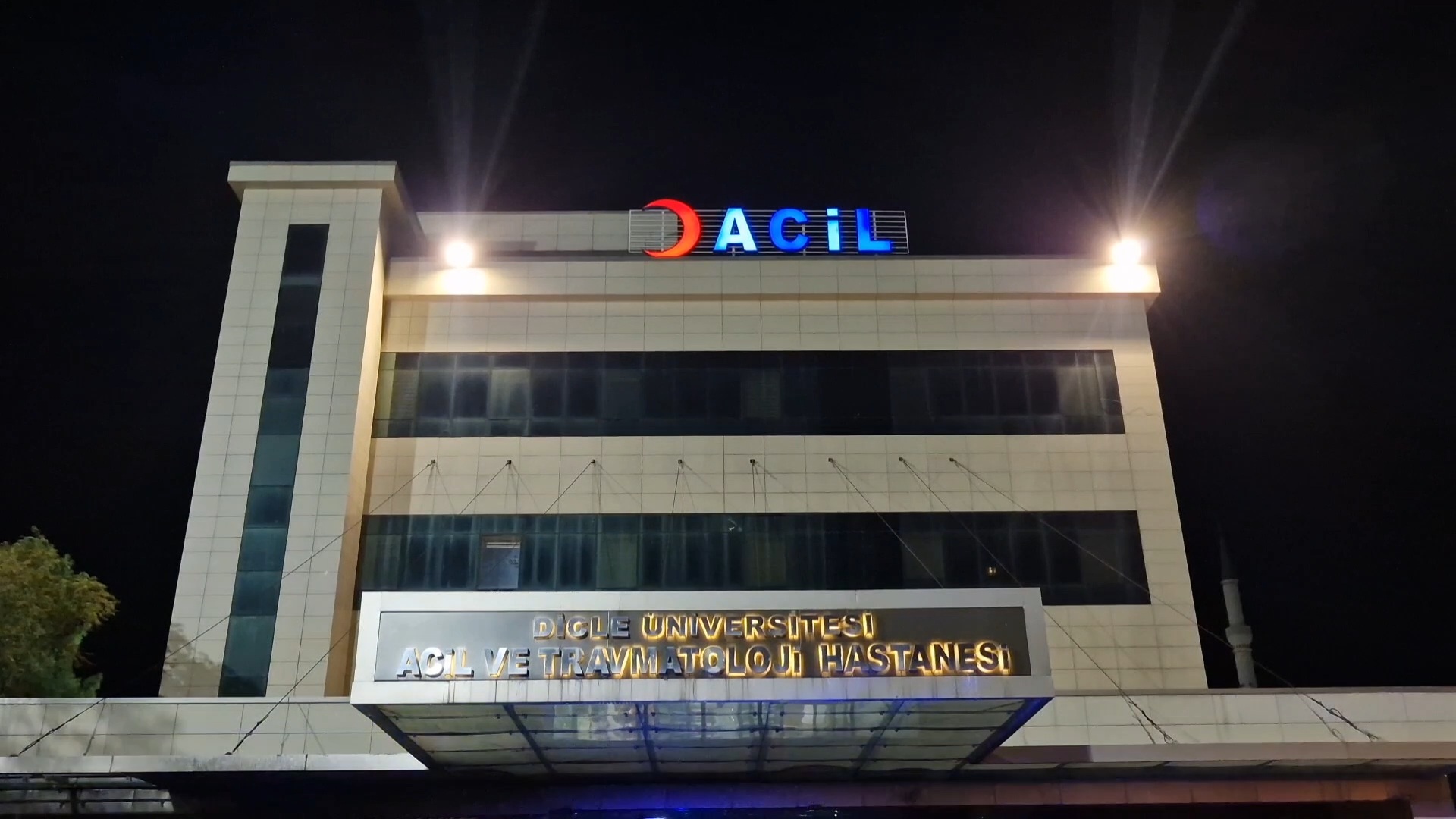 Diyarbakır’da eşini öldürdü, akrabasını yaraladı - Görsel 3