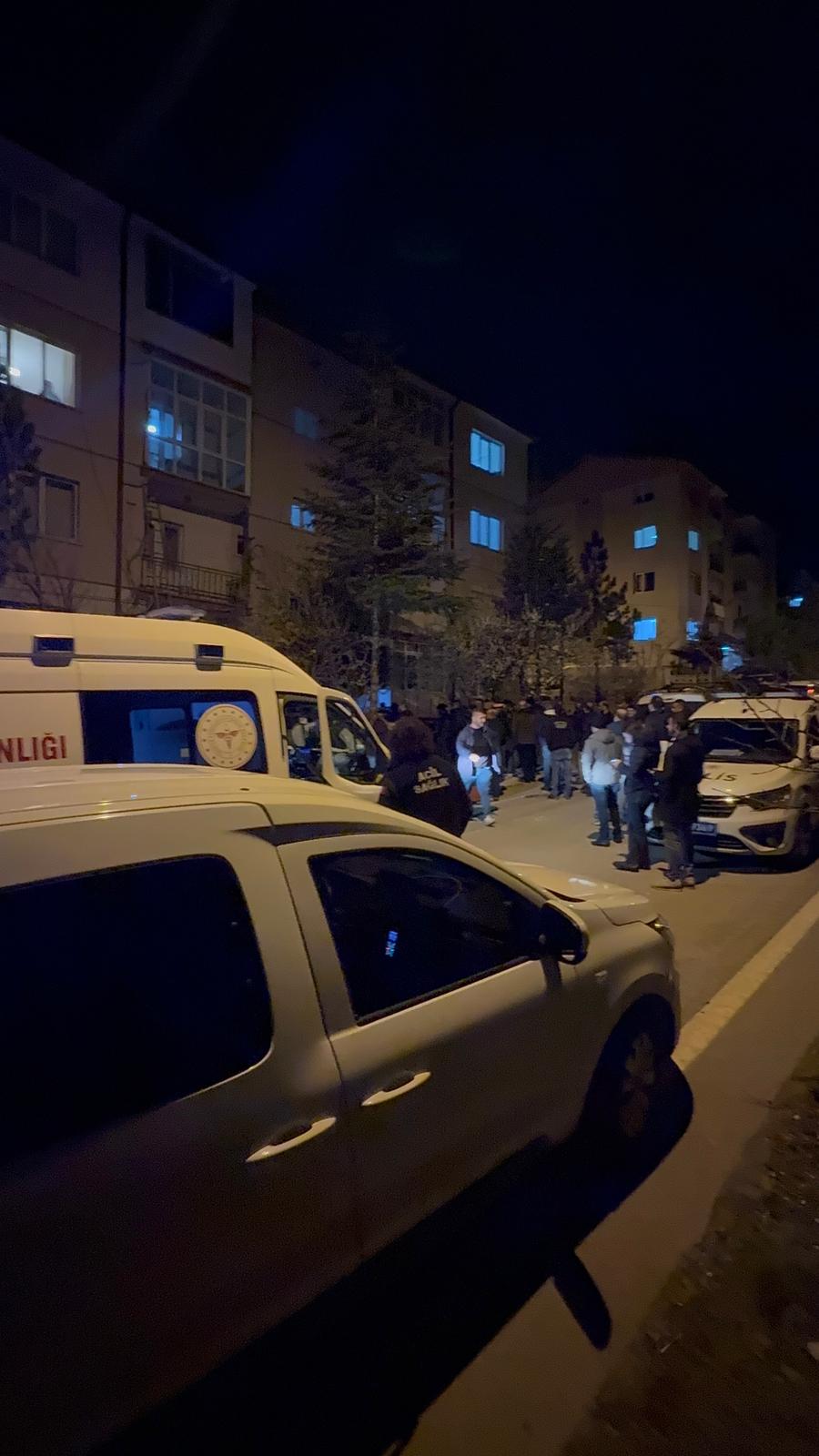 SEYDİŞEHİR'DE ŞÜPHELİ ÖLÜM: EYÜP ALACANKAYA EVİNDE ÖLÜ BULUNDU - Görsel 4