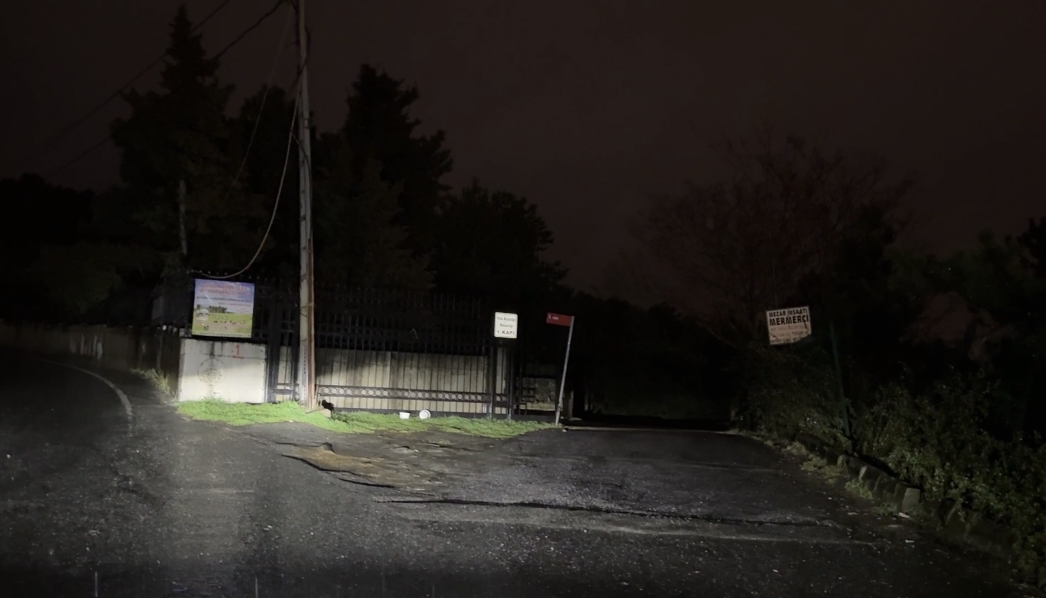 İstanbul - Sarıyer’de mezarlıktaki silahlı çatışma: Ölü sayısı 2'ye yükseldi; sahte kimlik kullanmış - Görsel 3