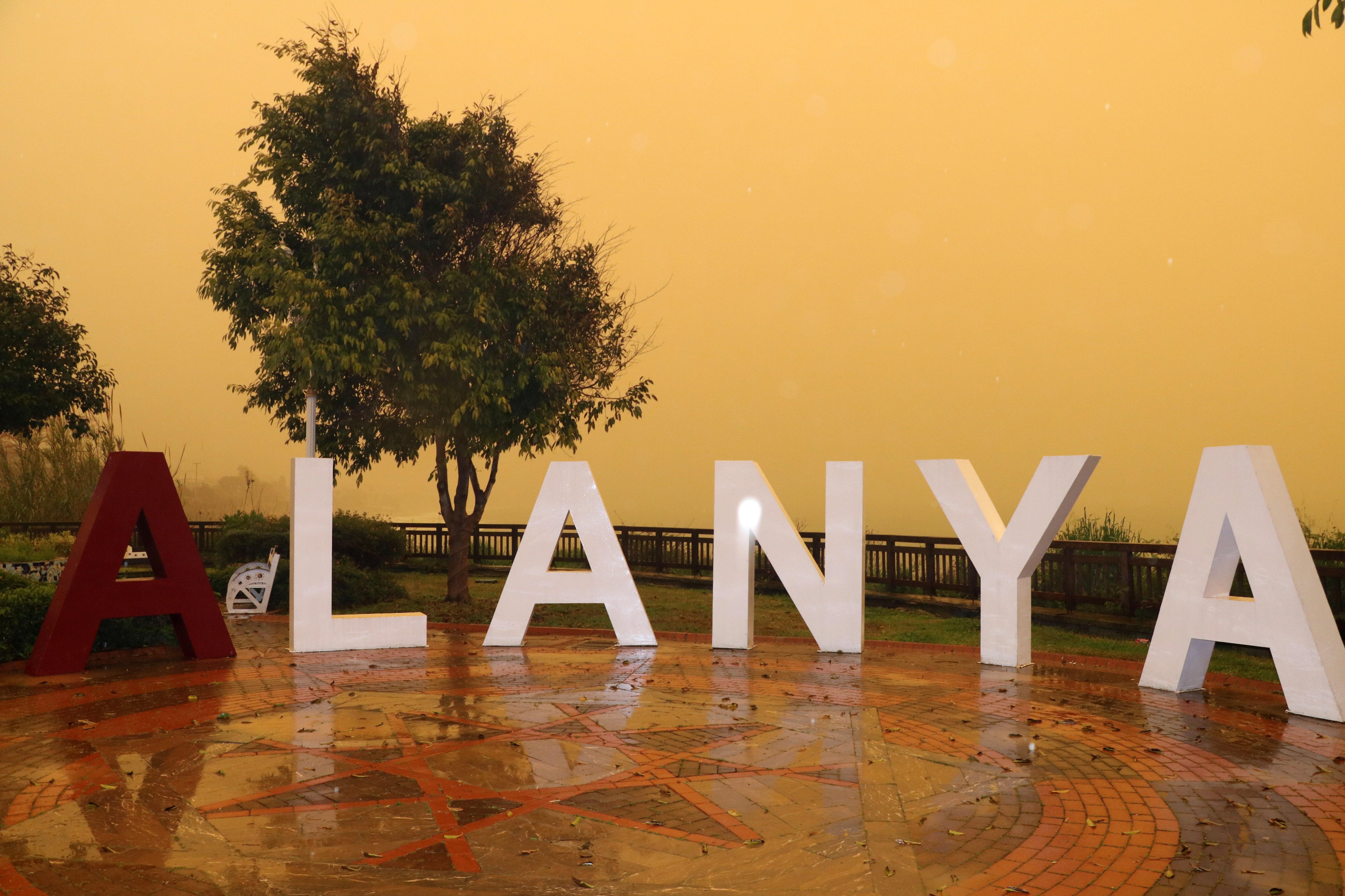 Antalya'yı çöl tozu bulutu kapladı  - Görsel 2