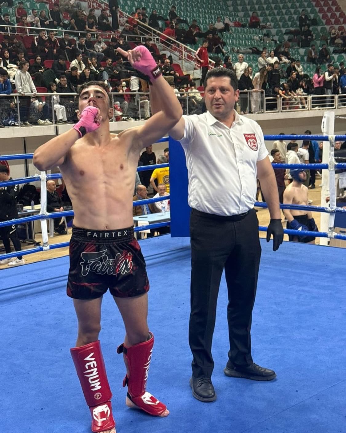 Seydişehir’in Altın Yumruğu: Gürkan Uğur Yıldız Türkiye Şampiyonu! - Görsel 2