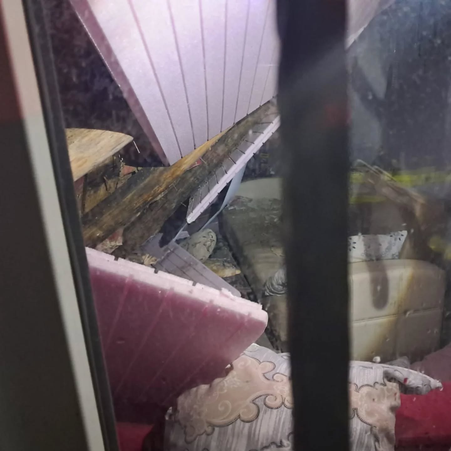 Konyada  Korkutan Çökme: Enkaz Altından Sağ Kurtarıldı! - Görsel 7