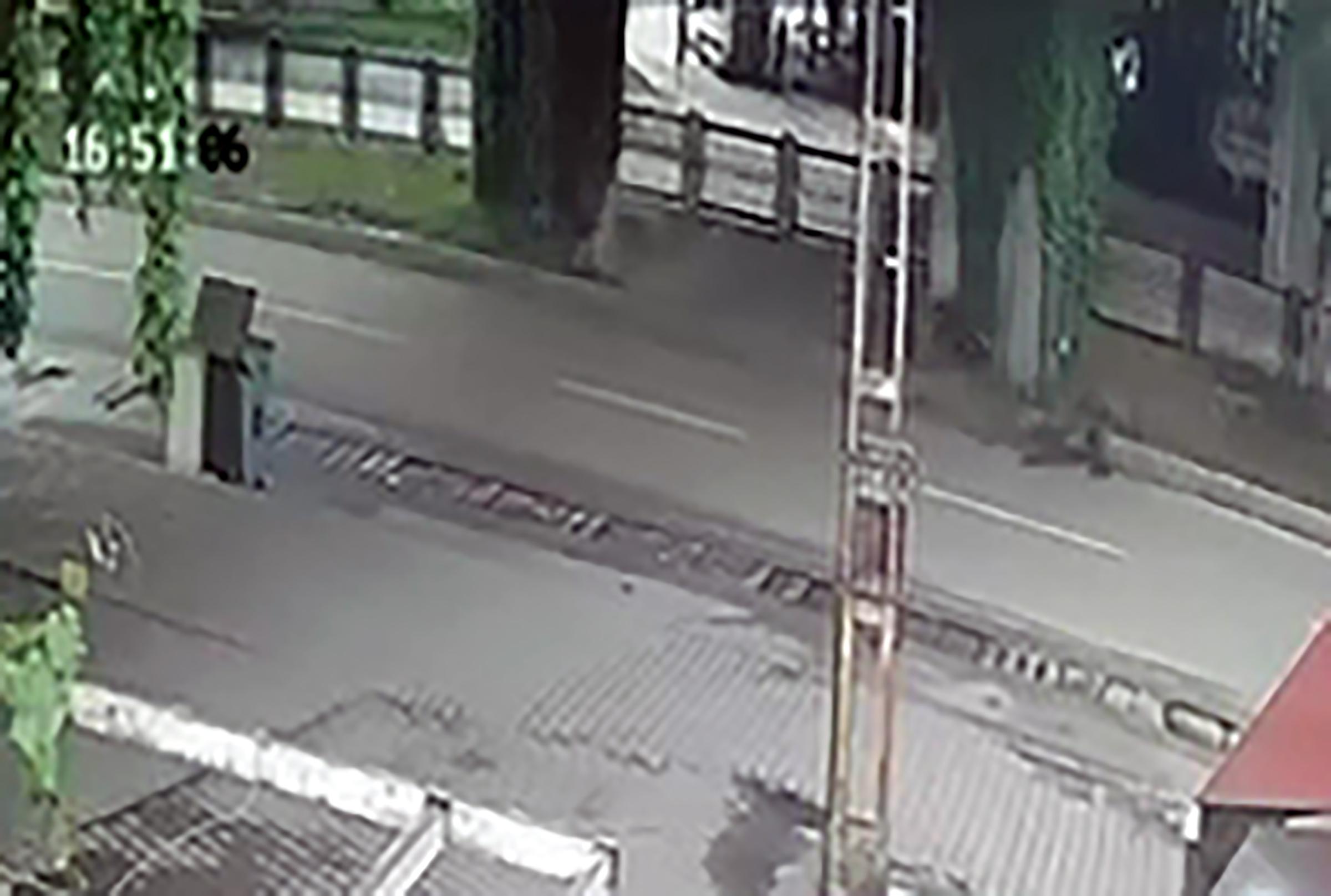 Kazada ölen Zeynep, son yolculuğuna gelinlik ve duvakla uğurlandı - Görsel 4