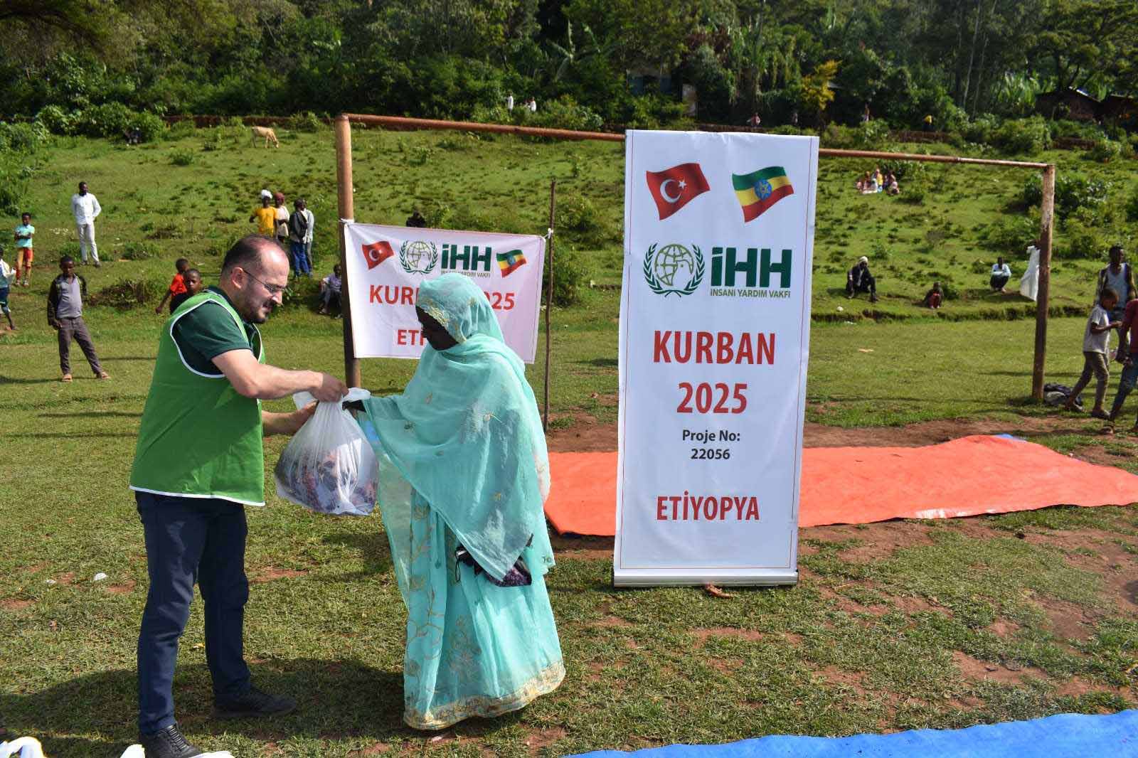 İHH, bu yıl 61 ülkede 3,5 milyon kişiye kurban ulaştırmayı hedefliyor - Görsel 5