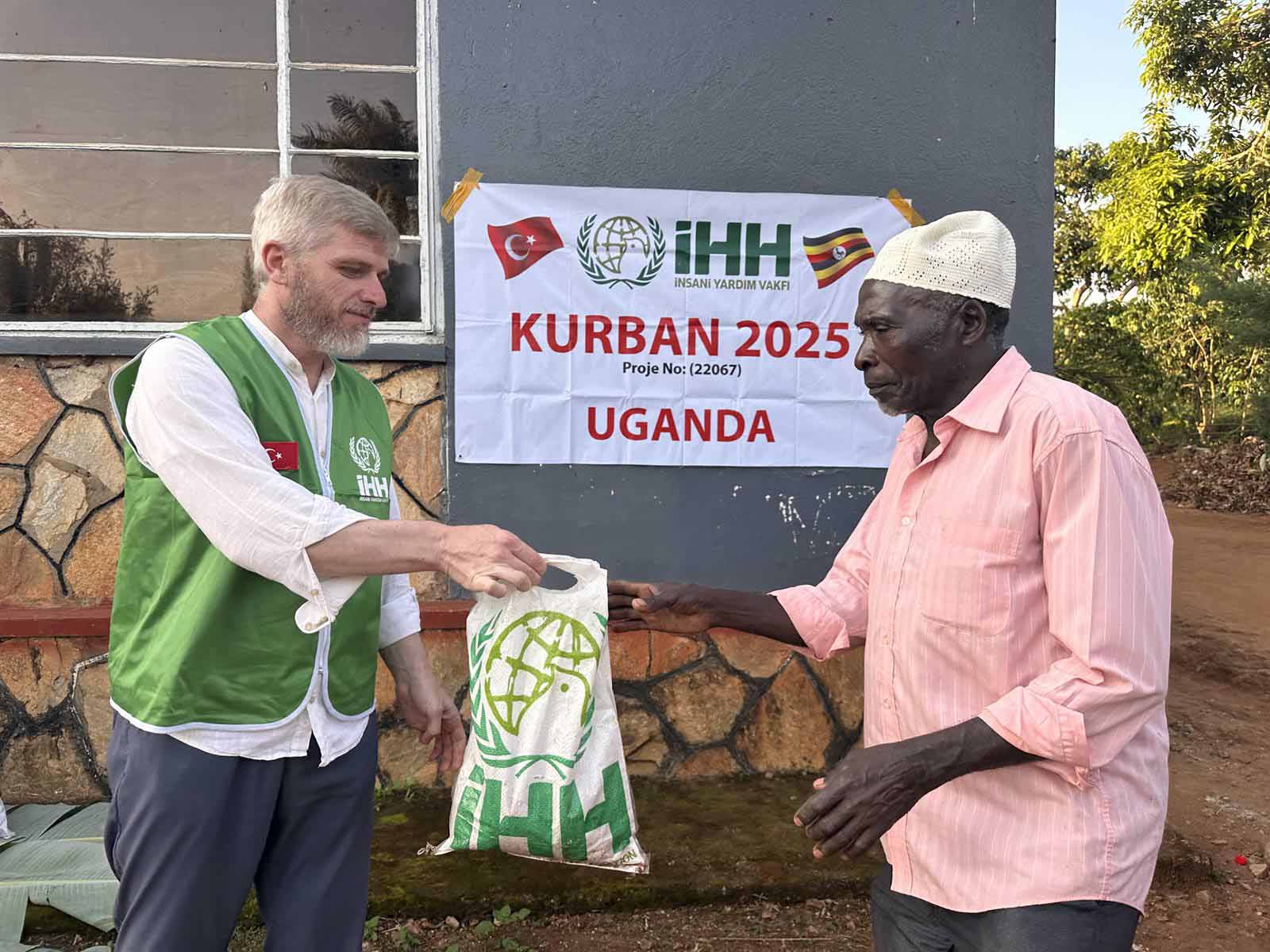 İHH, bu yıl 61 ülkede 3,5 milyon kişiye kurban ulaştırmayı hedefliyor - Görsel 7