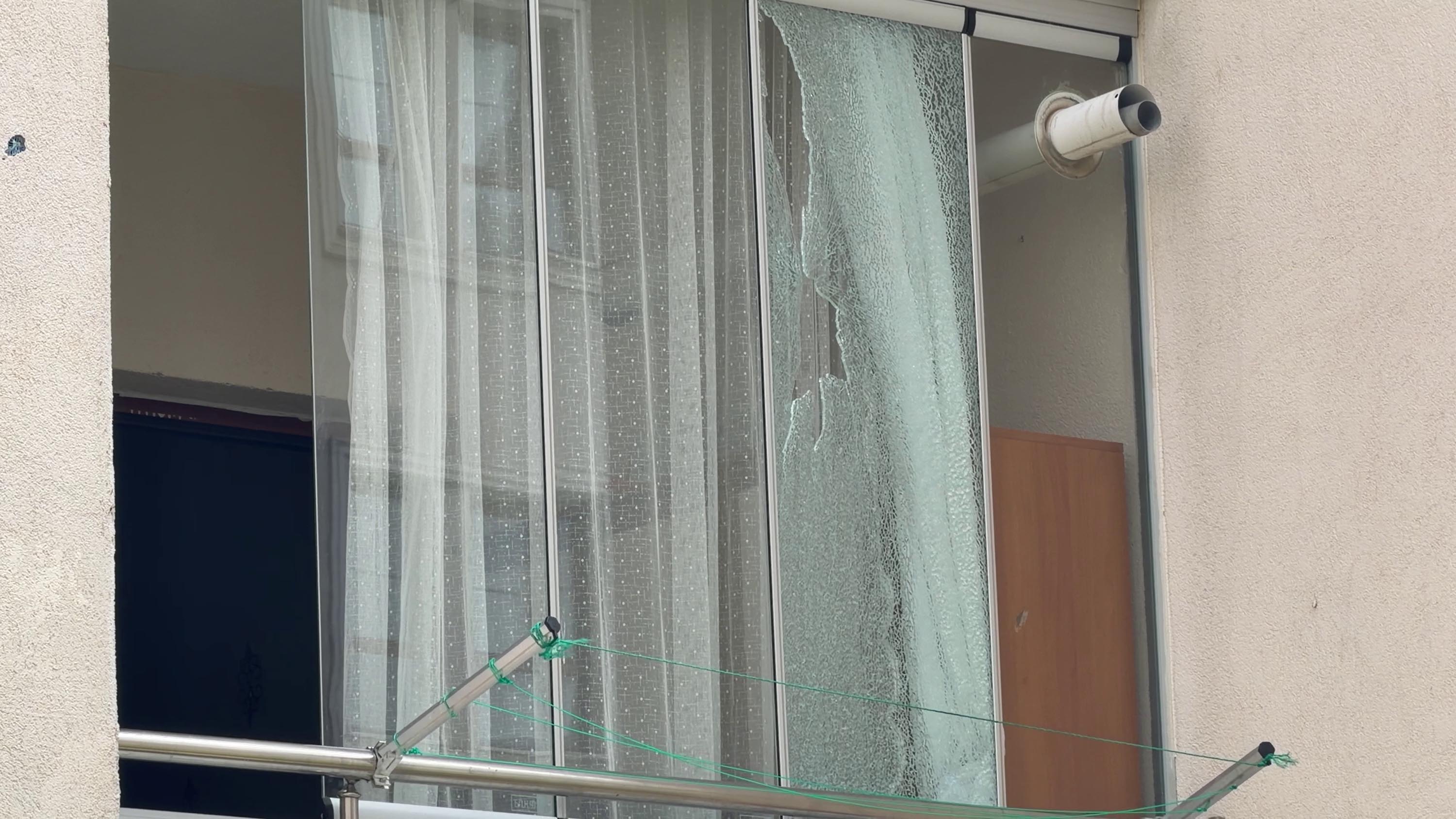 Sosyal medya hesabı açan eşine kızdı, kayınpederinin evine ateş etti - Görsel 9