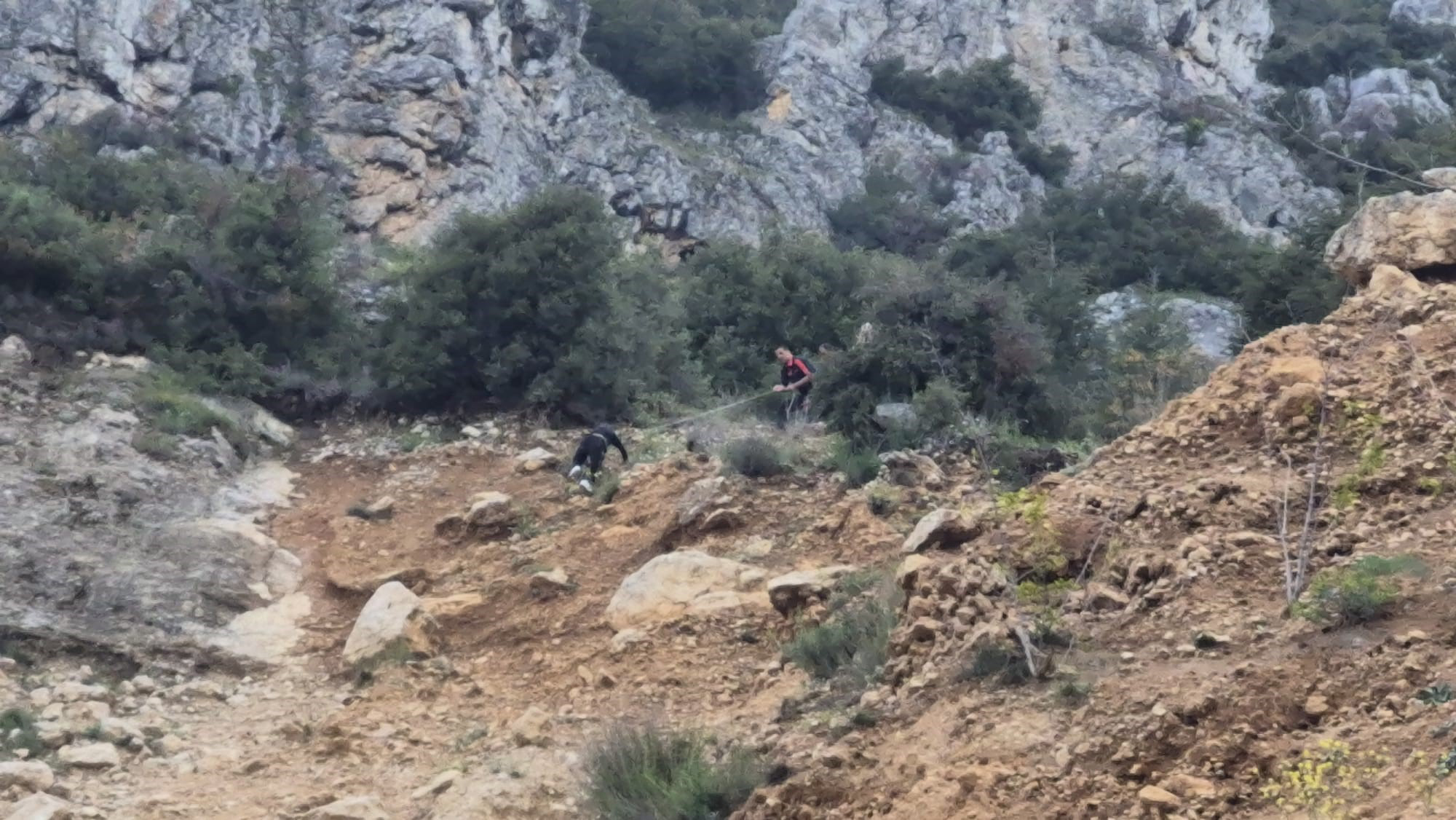 Isparta- Dağlık alanda mahsur kalan 2 çocuk kurtarıldı - Görsel 3