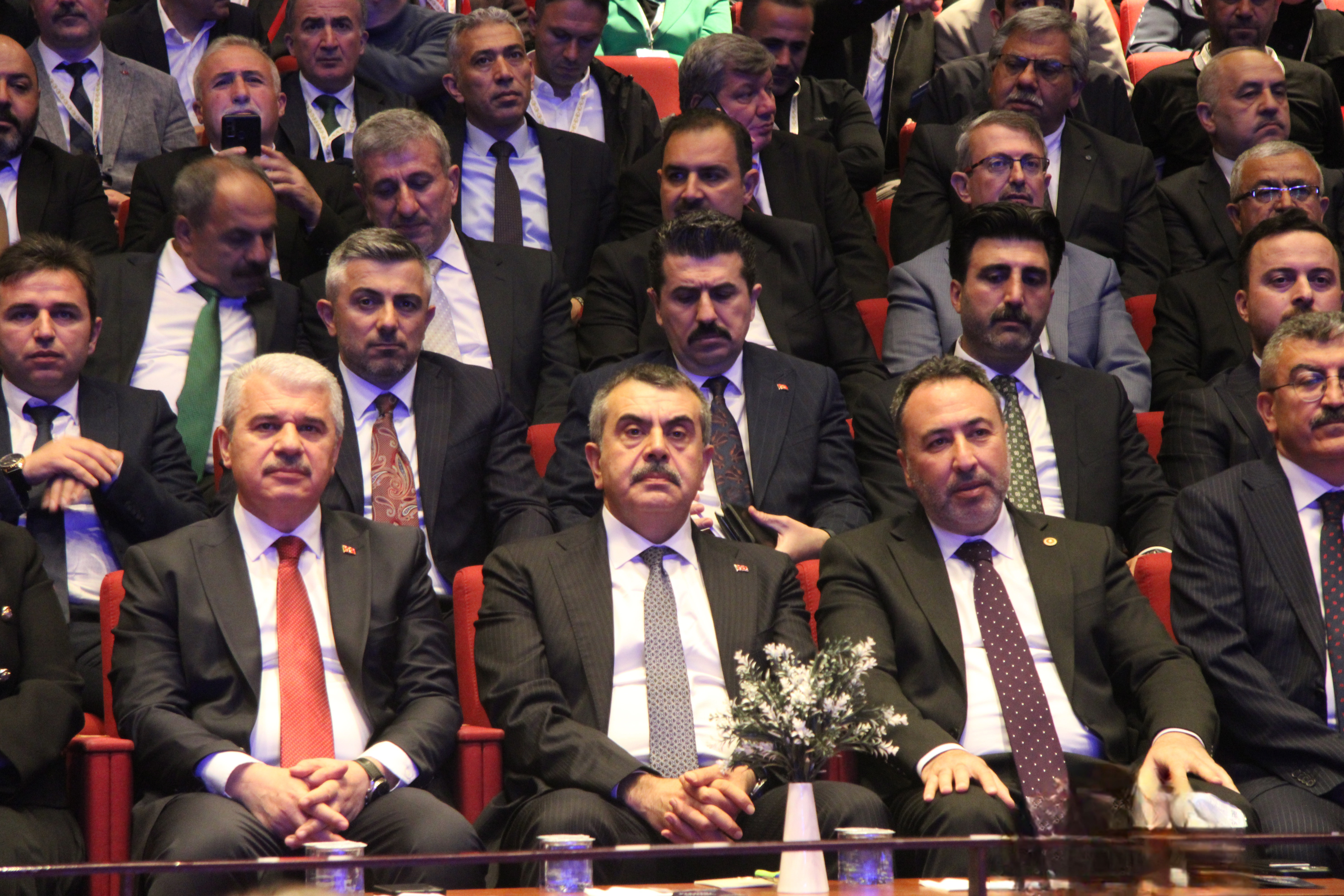 Konya- Bakan Tekin: Evlatlarımızı ekranların insafına terk etmemeliyiz - Görsel 2