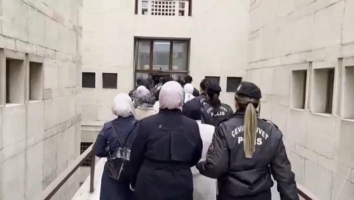 Bursa'da 'sahte doktor' operasyonu; 17 gözaltı - Görsel 5