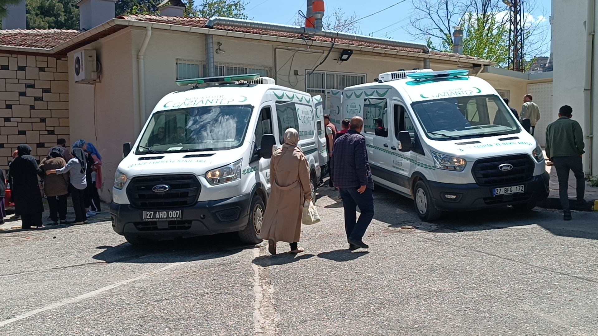 17 yaşındaki komşusu tarafından bıçaklanan Muhammed öldü - Görsel 1