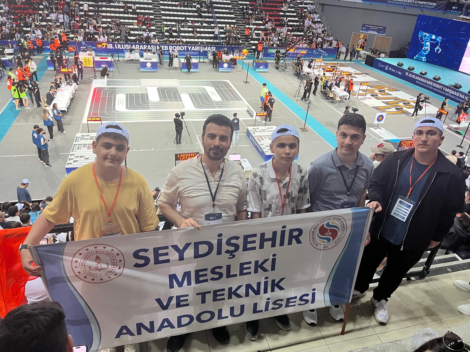 SEYDİŞEHİR MTAL, ULUSLARARASI ROBOT YARIŞMASI’NDA DÜNYA DEVLERİYLE YARIŞTI! - Görsel 8