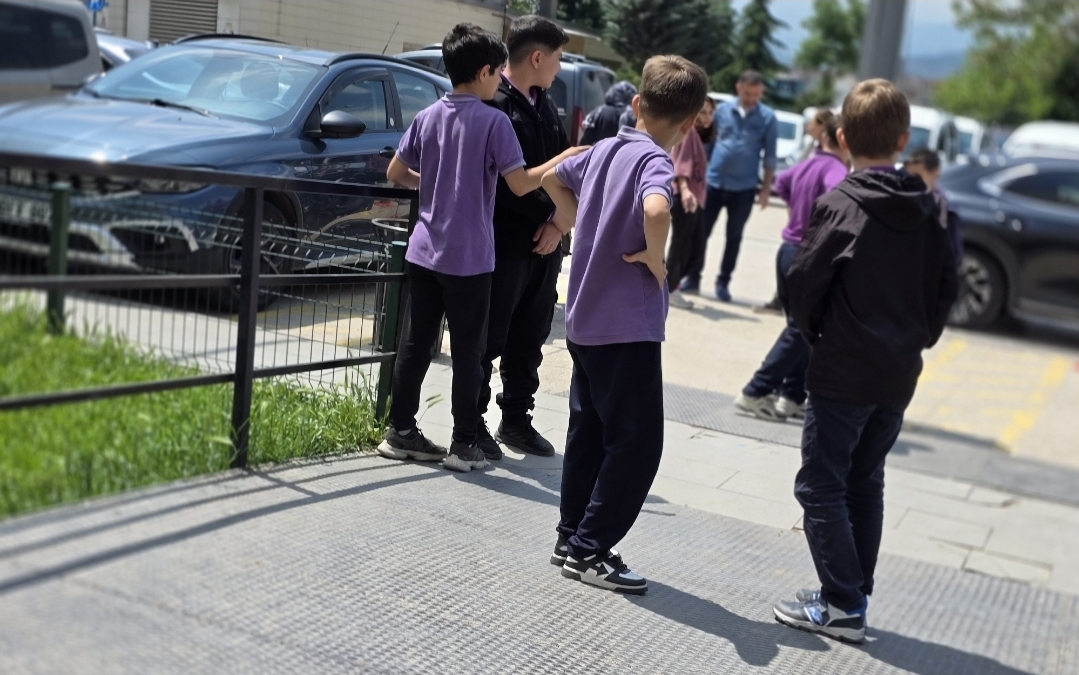 'İndirimli' çiğ köfte yiyen 28 öğrenci hastanelik oldu - Görsel 3
