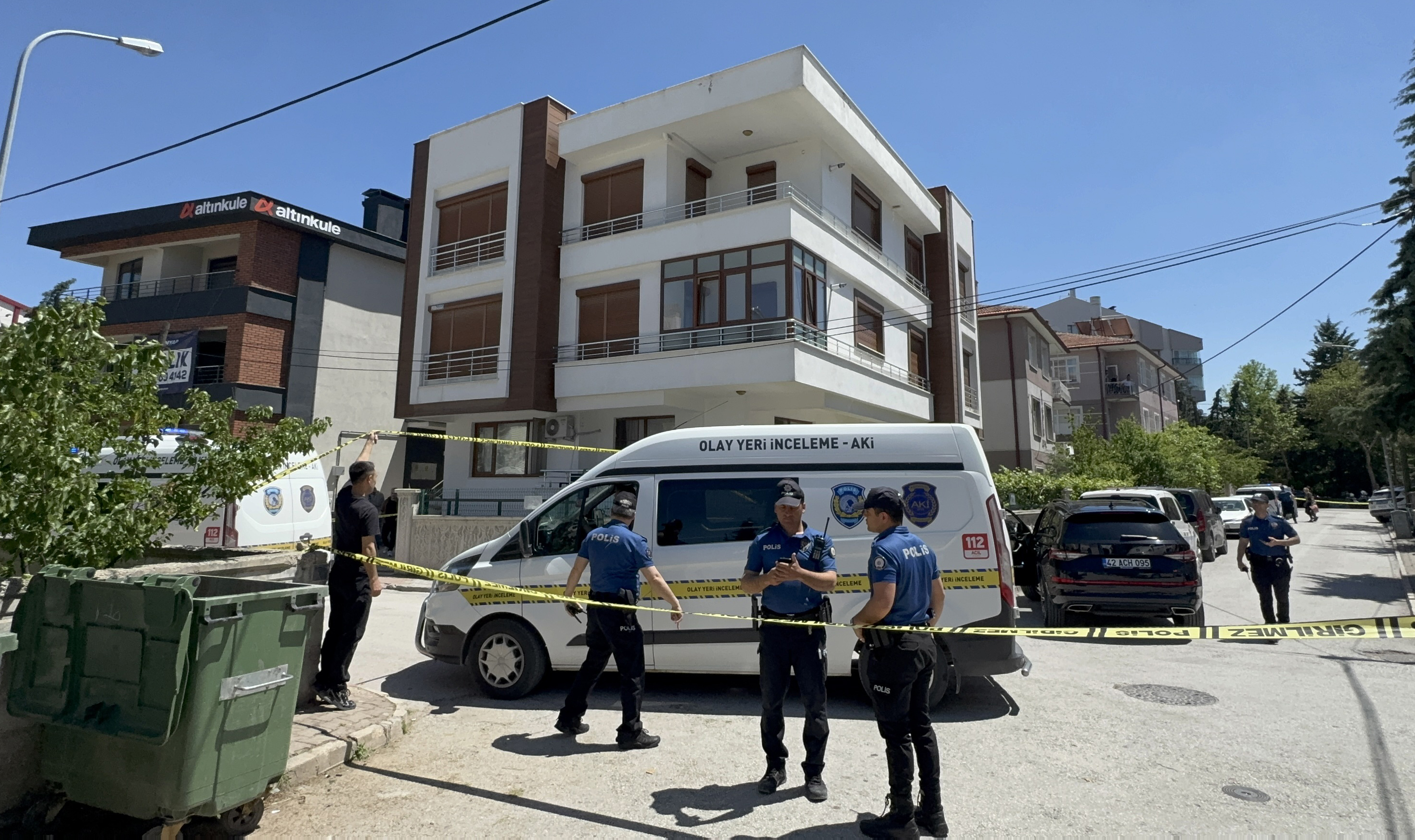 Konya’da Evlat Dehşeti: Anne ve Babasını Bıçaklayarak Öldürdü - Görsel 4