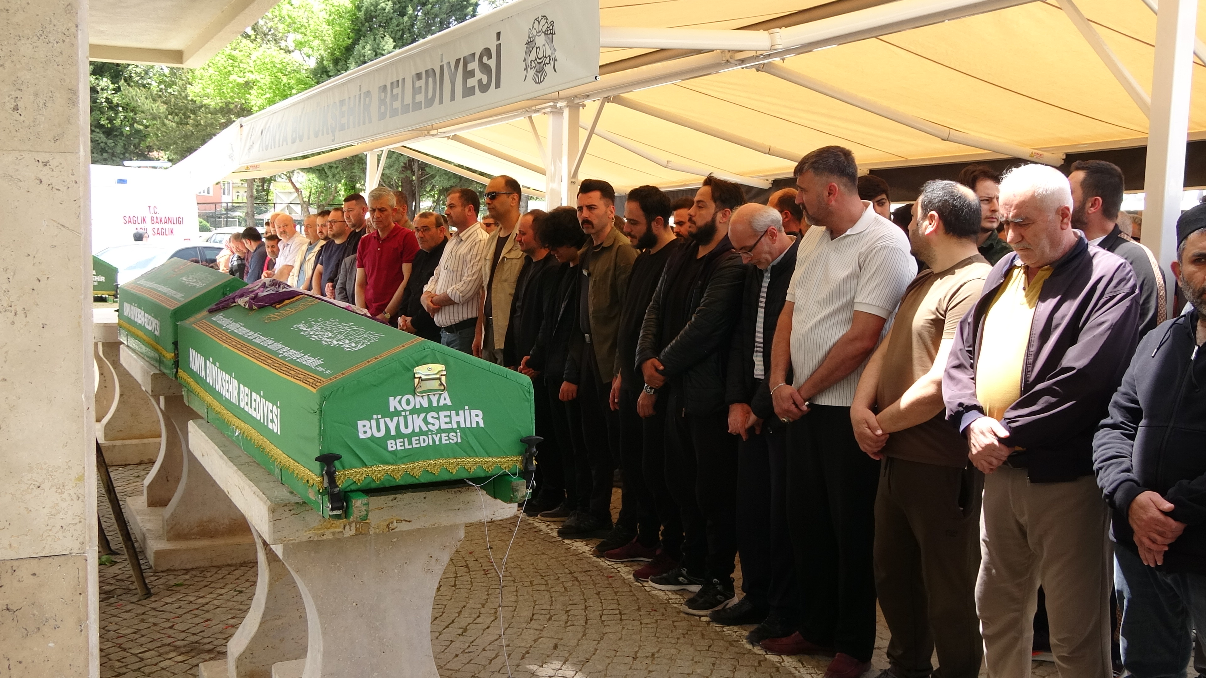 Konya - Oğulları tarafından öldürülen veteriner çift, toprağa verildi - Görsel 2