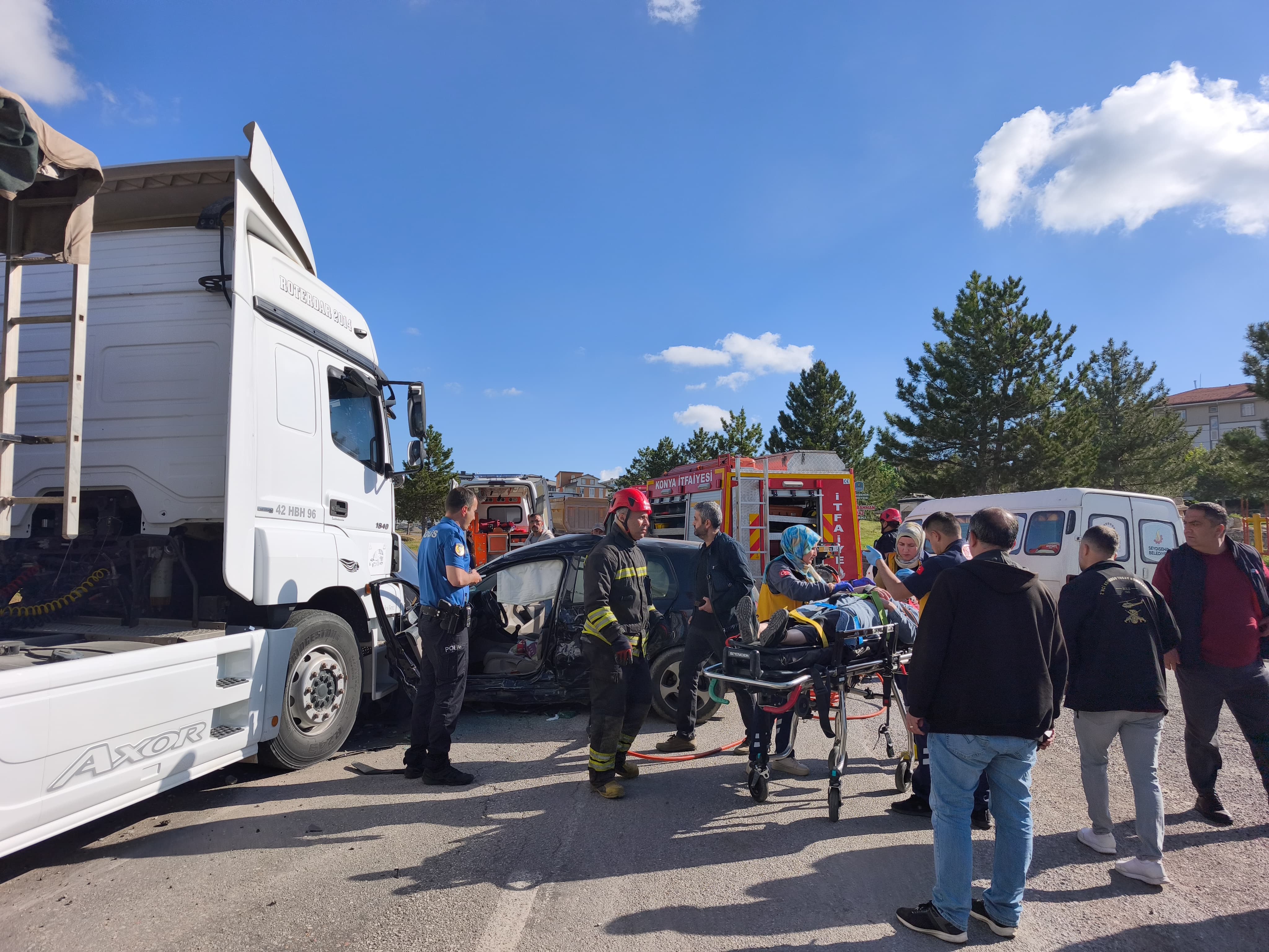 Seydişehir'de Tır ile Otomobil Çarpıştı: 1 Yaralı - Görsel 4